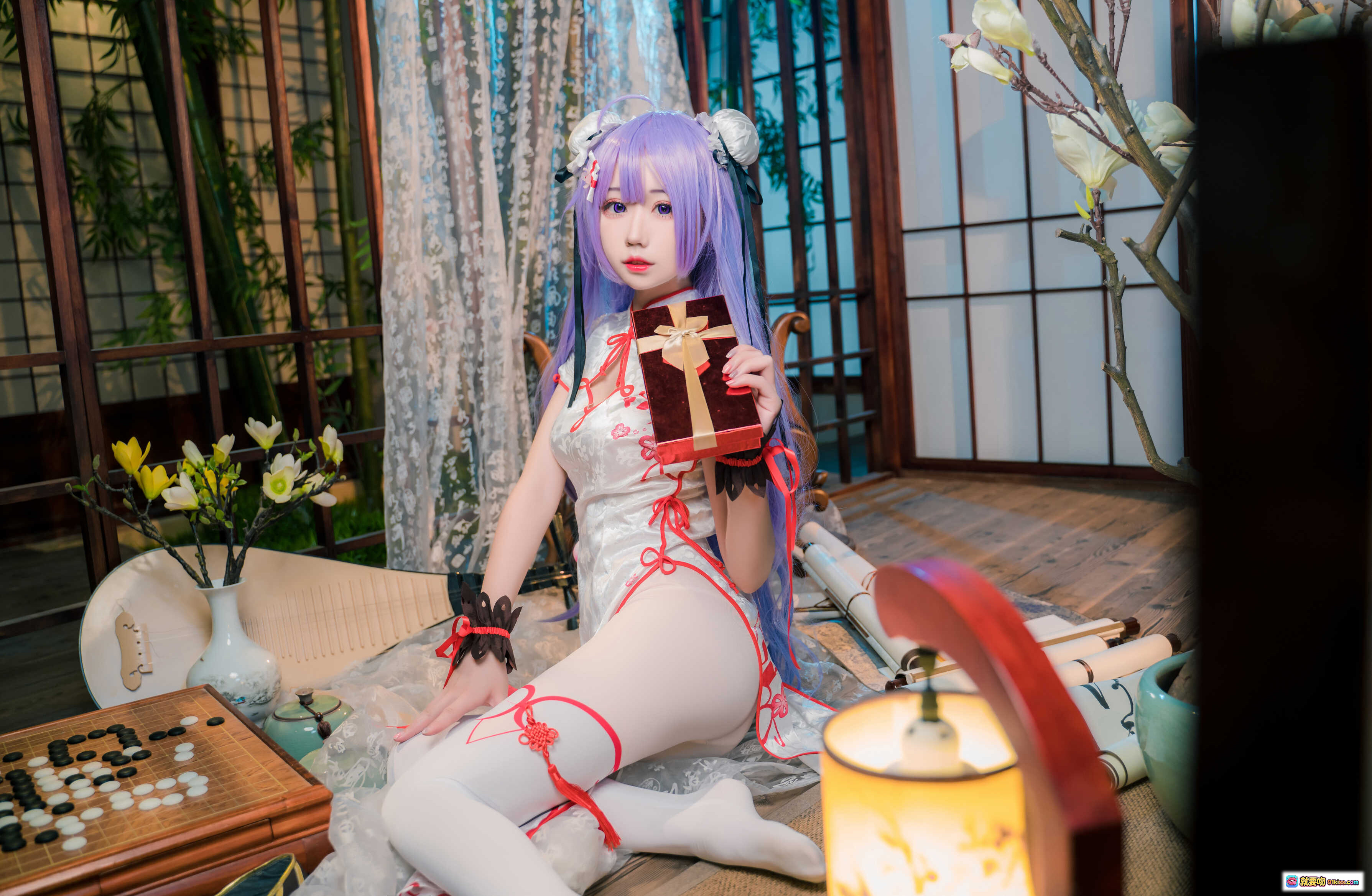 图片[7] - 猫君君_MaoJun NO.009 独角兽 Cosplay 紫发少女 旗袍写真 礼物盒 竹林背景 41P高清图集 - 就要吻