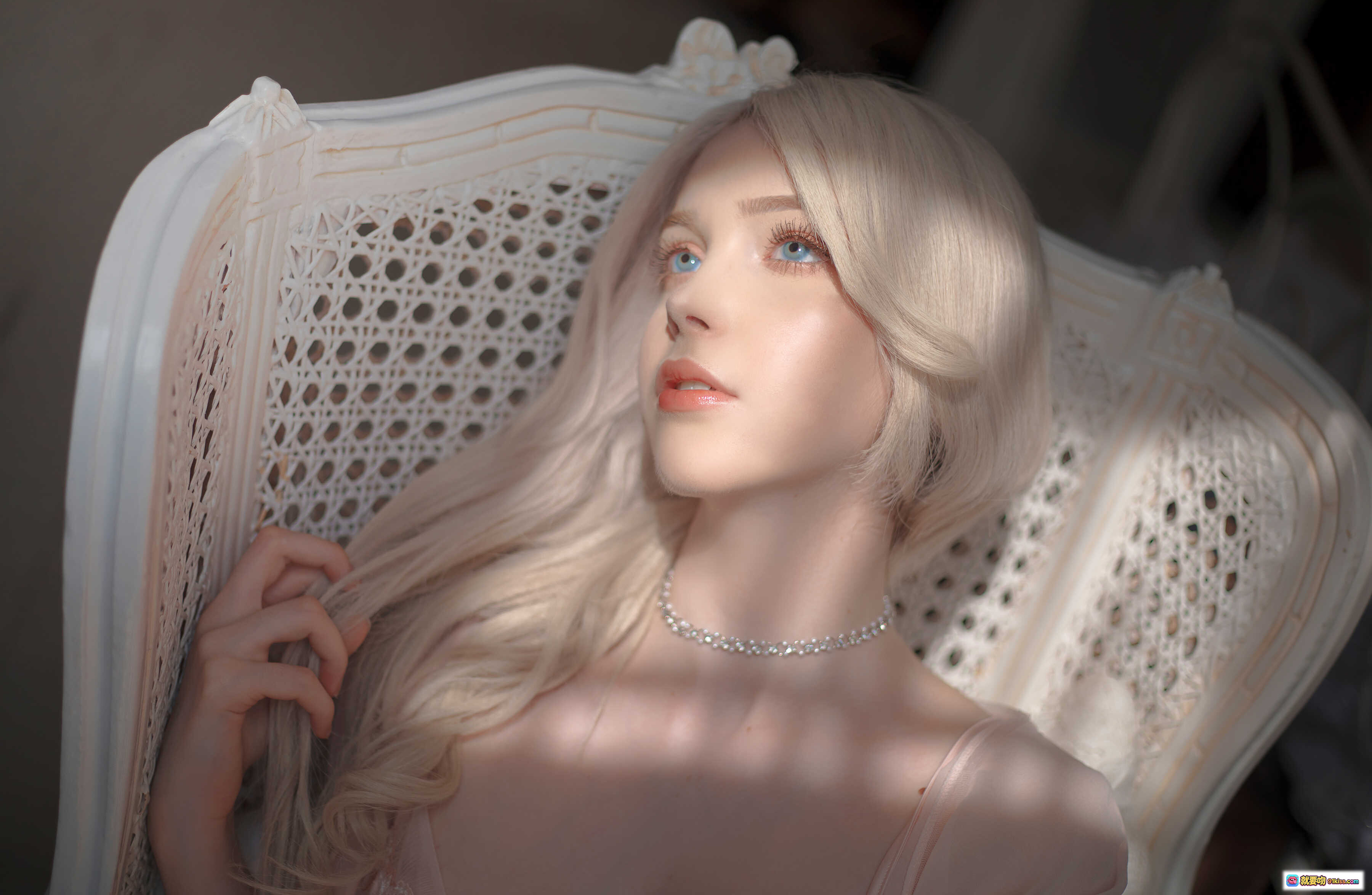 图片[8] - Sayathefox NO.005 粉色蕾丝睡衣套装搭配复古电话优雅写真 15P高清图集 - 就要吻