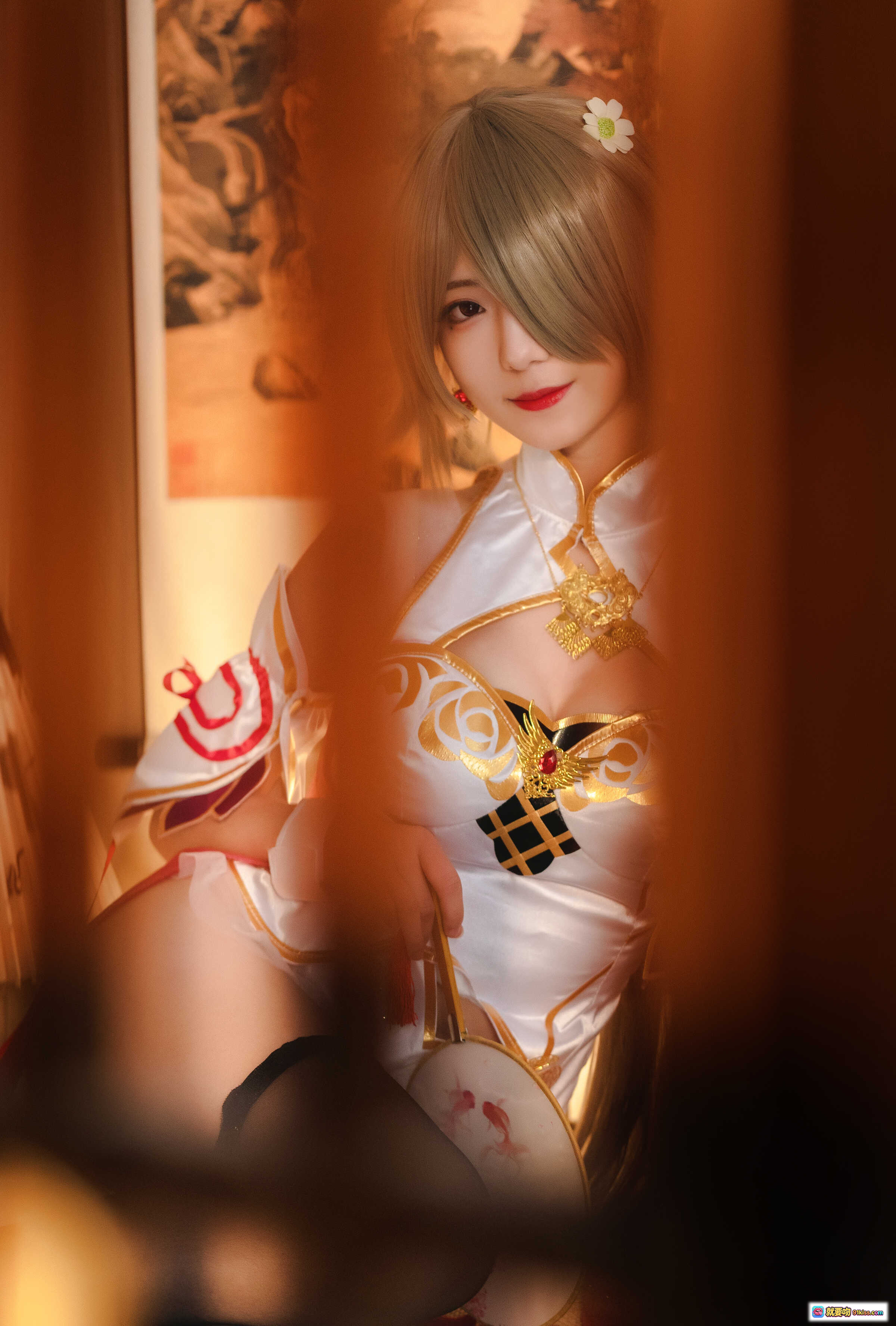 弥音音NO.010浣溪沙Cosplay写真｜白金旗袍少女｜花饰长发｜古典美艳造型｜59P高清图集 - 就要吻
