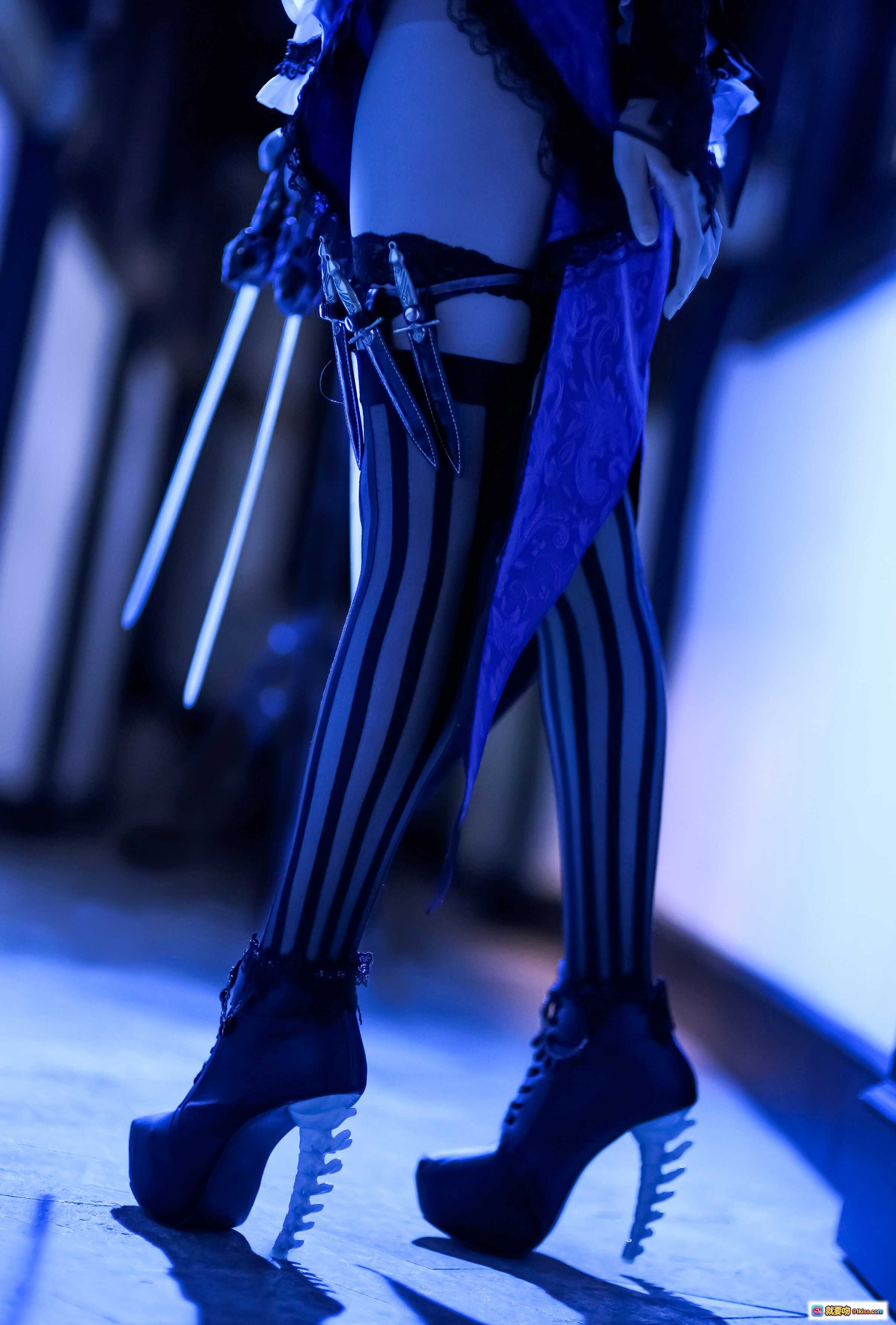 图片[6] - ElyEE子NO.027紫色洛丽塔女仆装蕾丝十字架时钟腰带配剑写真美图 - 就要吻