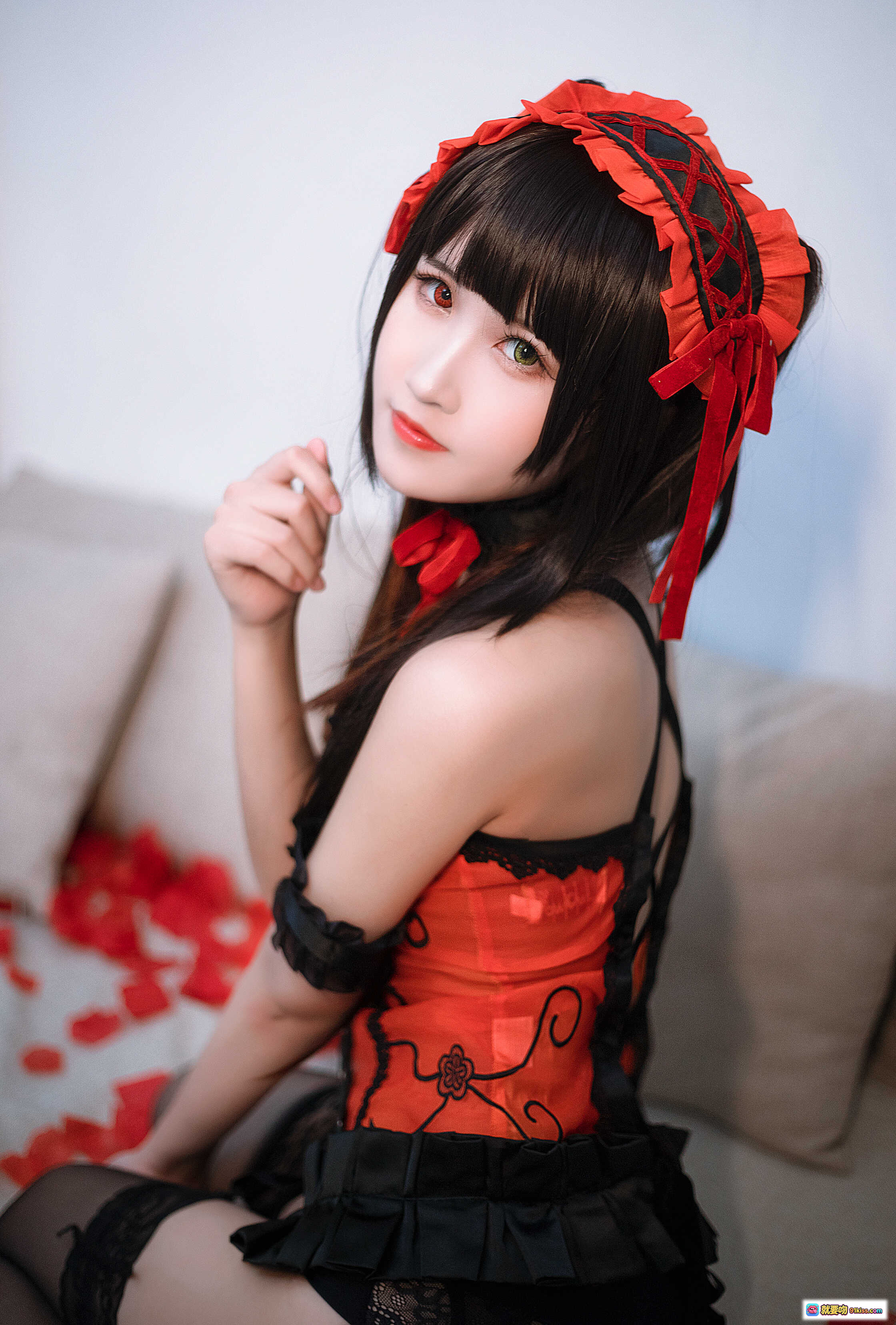 图片[9] - 狂三cosplay写真 | 红黑洛丽塔女仆装 | 甜美暗黑风 | 室内私房摄影 | 40P高清图集 - 就要吻