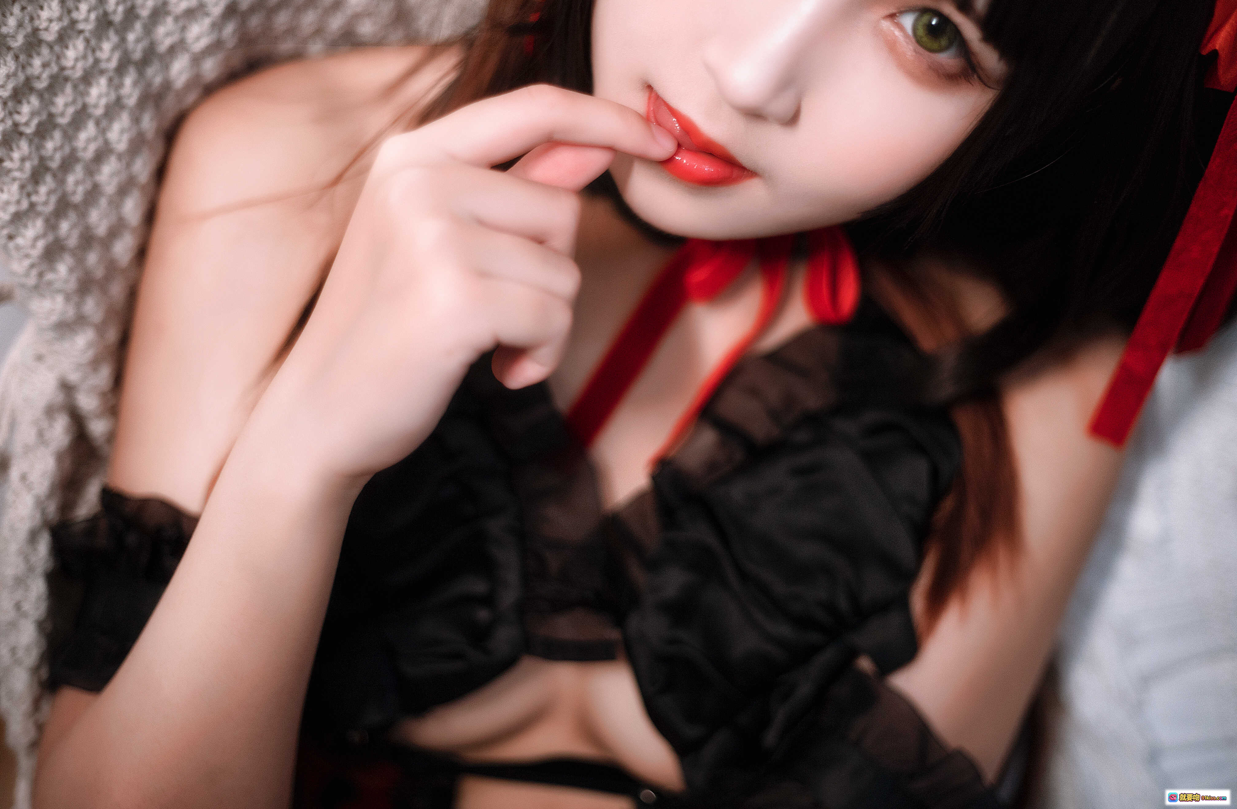 图片[6] - 狂三cosplay写真 | 红黑洛丽塔女仆装 | 甜美暗黑风 | 室内私房摄影 | 40P高清图集 - 就要吻