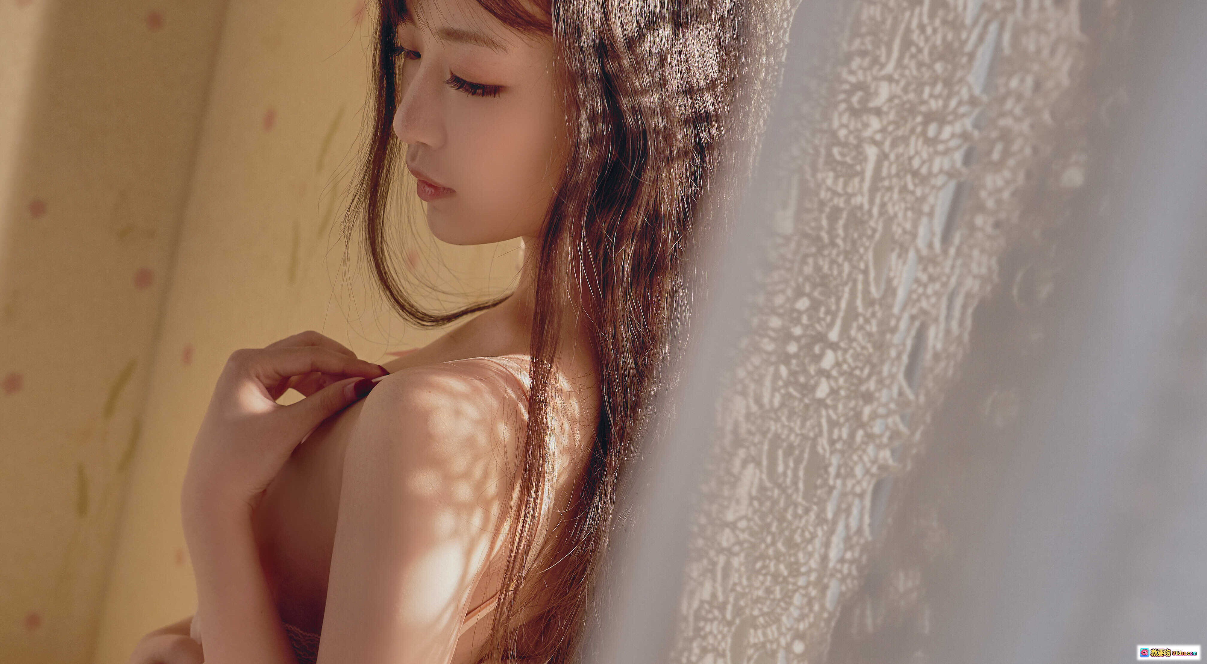 图片[2] - Shika小鹿鹿NO.036写真03连体服私房美图｜温柔蕾丝白纱裙少女风卧室写真21P高清图集 - 就要吻