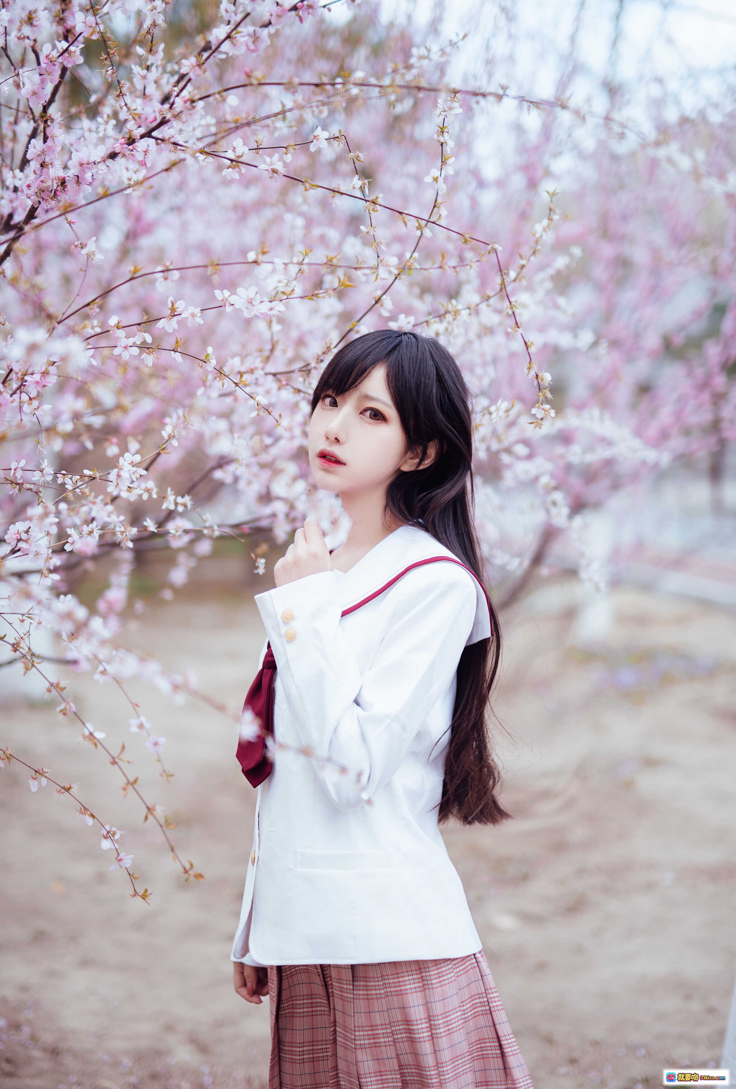 图片[5] - Shika小鹿鹿NO.041樱花写真 | 日系校服少女 | 粉樱树下跪坐 | 清新自然风 | 13P高清图集 - 就要吻