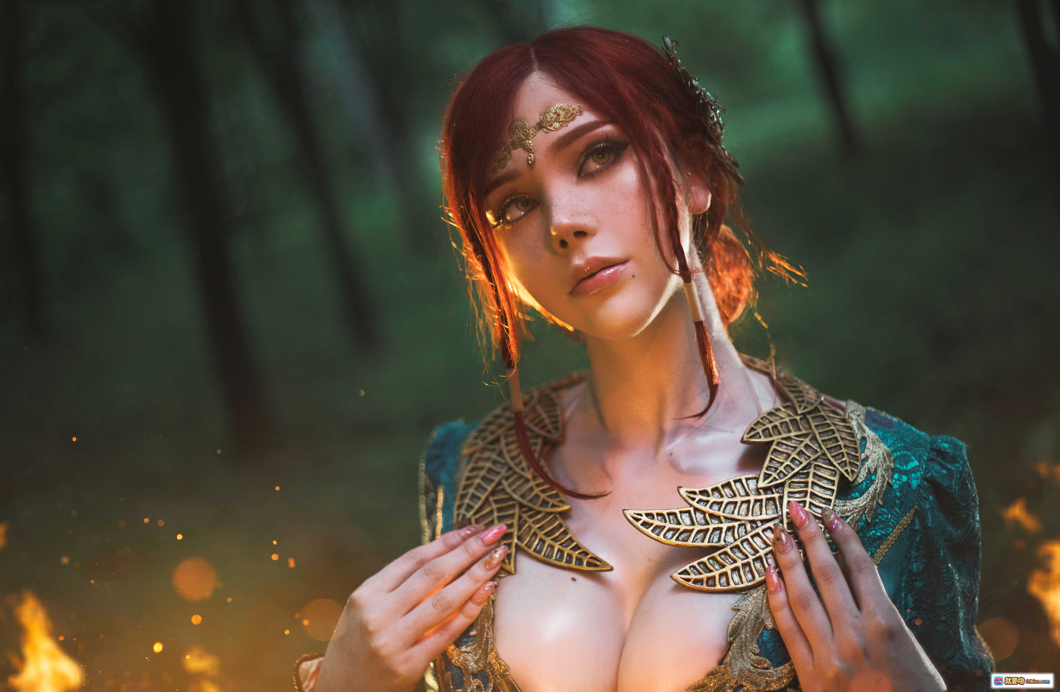 图片[3] - 特莉丝·梅利葛德性感蕾丝内衣写真 | Sayathefox NO.003 24P高清图集 | 黑蓝蕾丝+金色镶边+系带设计 | 成熟优雅女性魅力特辑 - 就要吻