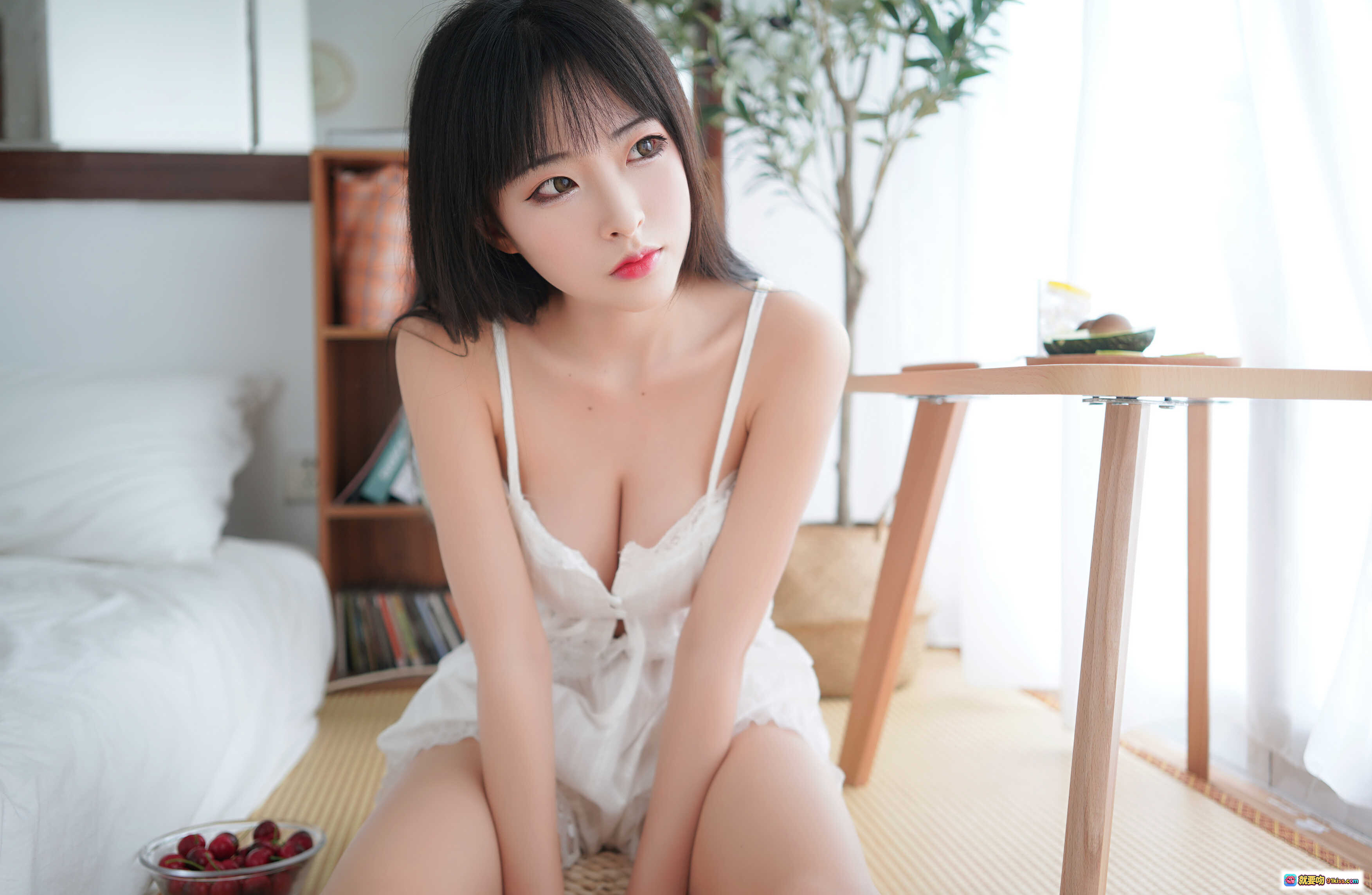 图片[7] - 清水由乃夏日清凉写真NO.001 白色蕾丝吊带裙居家榻榻米美腿特写 41P高清图集 - 就要吻