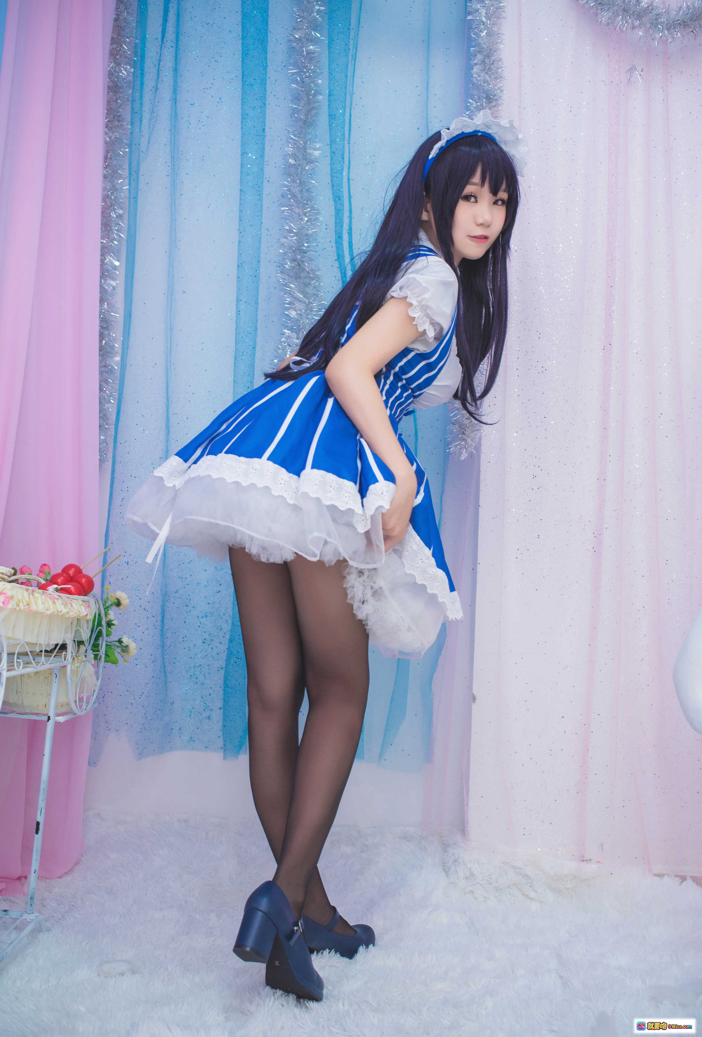 图片[9] - 白金saki女仆装写真 | 蓝白条纹制服+蕾丝边+黑丝美腿 | B站萌妹子NO.005 21P高清图集 - 就要吻