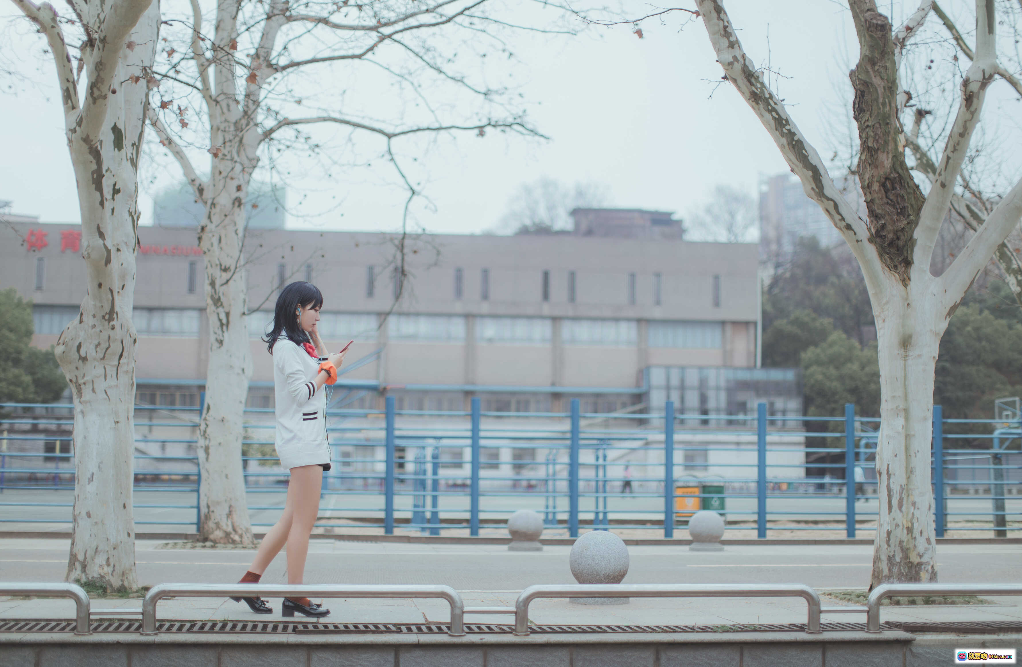 图片[3] - 黑川NO.007宝多六花cosplay校园风白裙红领结网球场写真36P高清图集 - 就要吻