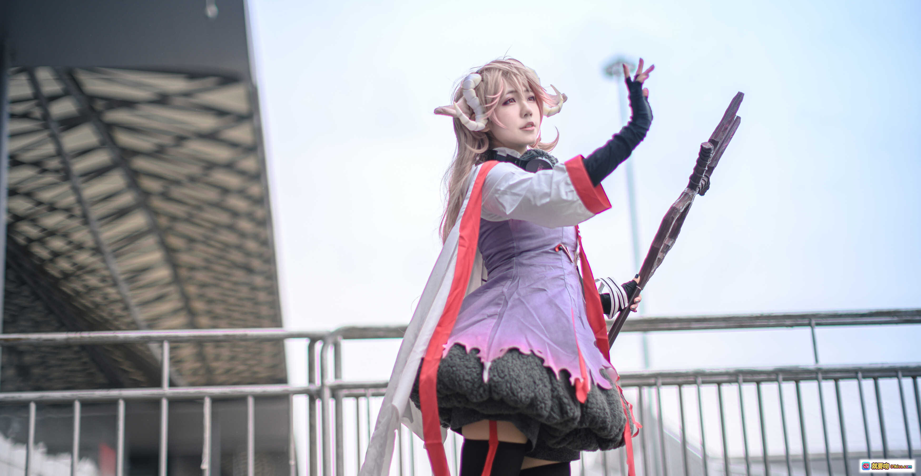 图片[2] - 蓝小沂KiKi cos明日方舟艾雅法拉 精致还原角色造型 持法杖姿态优雅 二次元动漫COSPLAY写真 - 就要吻