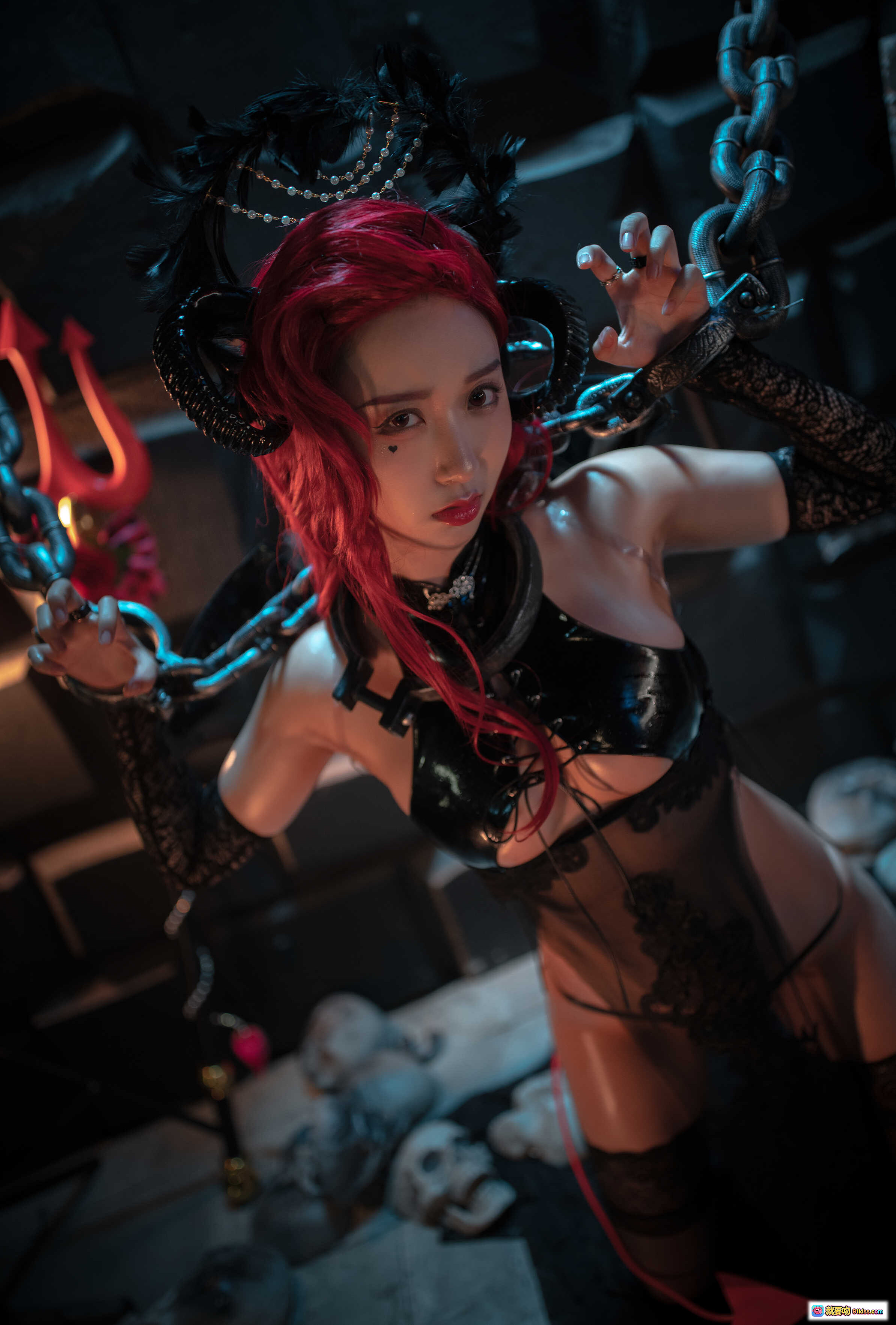 图片[10] - 黑川NO.058恶魔COS写真｜红发黑翼蕾丝诱惑｜暗黑系性感造型｜46P高清图集 - 就要吻