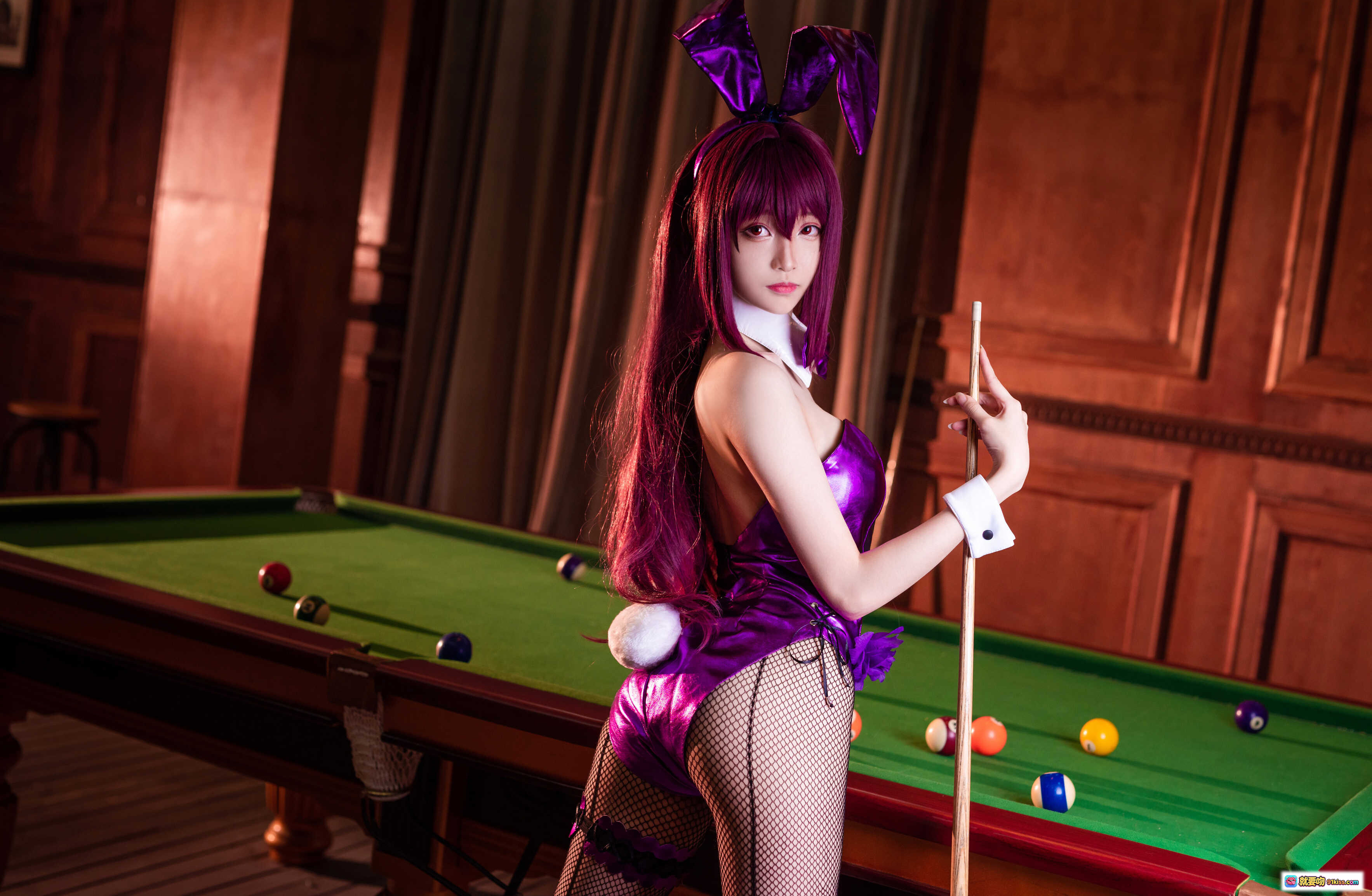 图片[2] - 青青子Js NO.007 Fate斯卡哈2紫色礼服cosplay写真 皇冠手套红酒杯优雅坐姿37P高清图集 - 就要吻