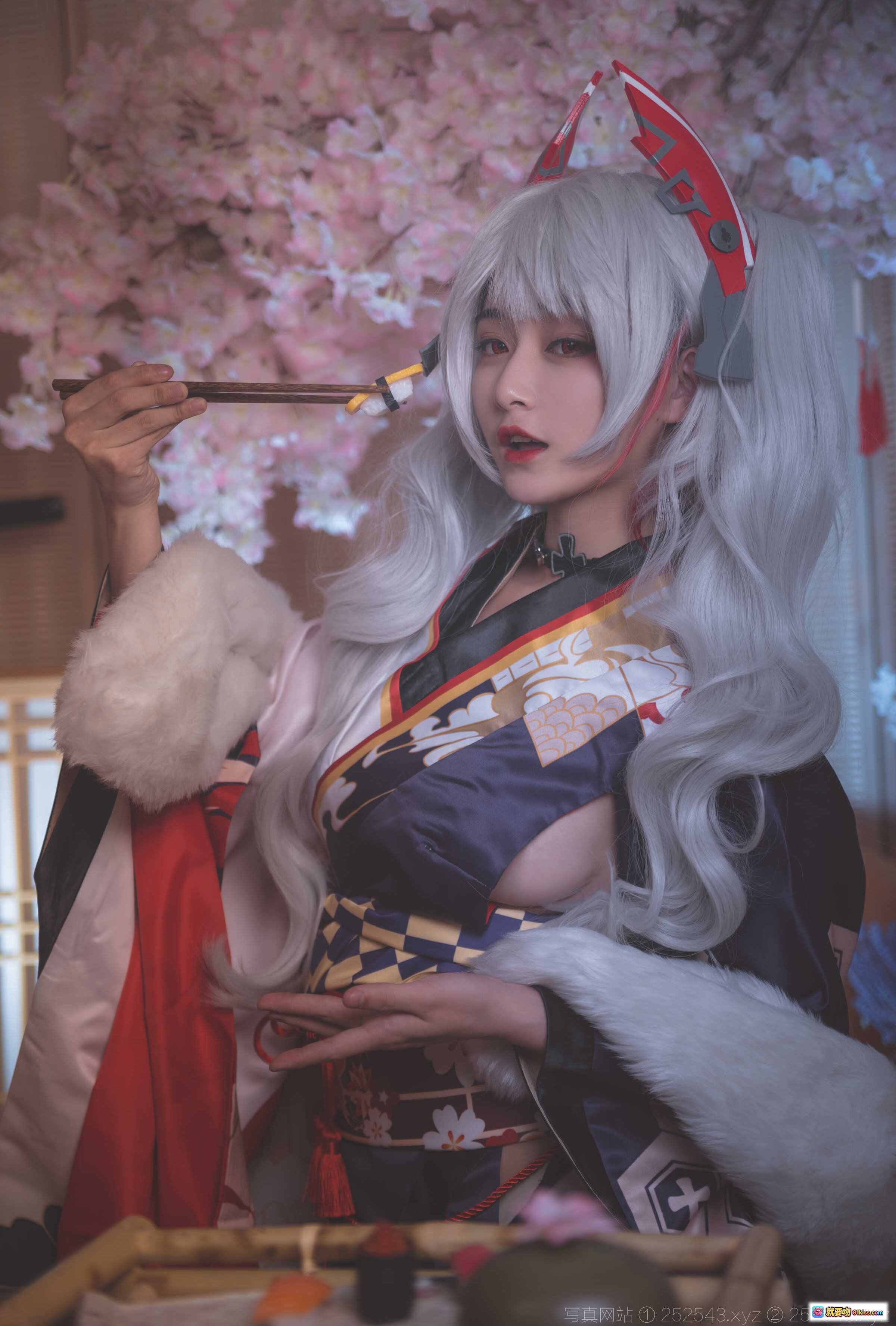 图片[4] - 铁板烧鬼舞w欧根亲王cosplay和风樱花场景银发少女举酒壶日式浴衣写真NO.010 - 就要吻