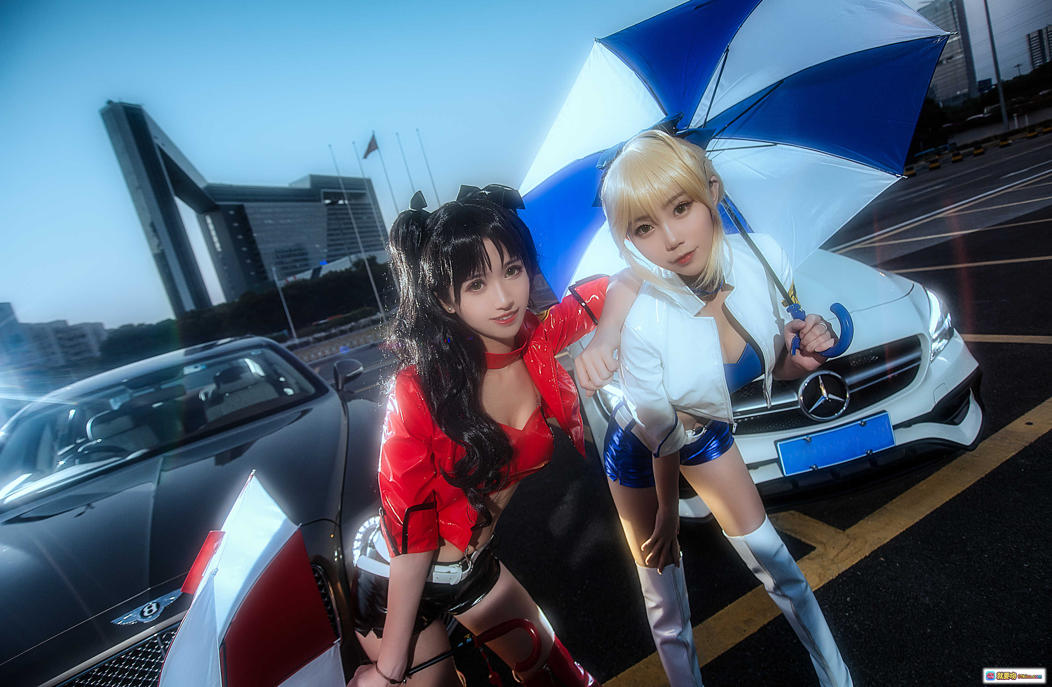 图片[7] - 鳗鱼霏儿NO.052赛车主题写真-白衬衫蓝短裤车内性感坐姿-高清22P大图 - 就要吻