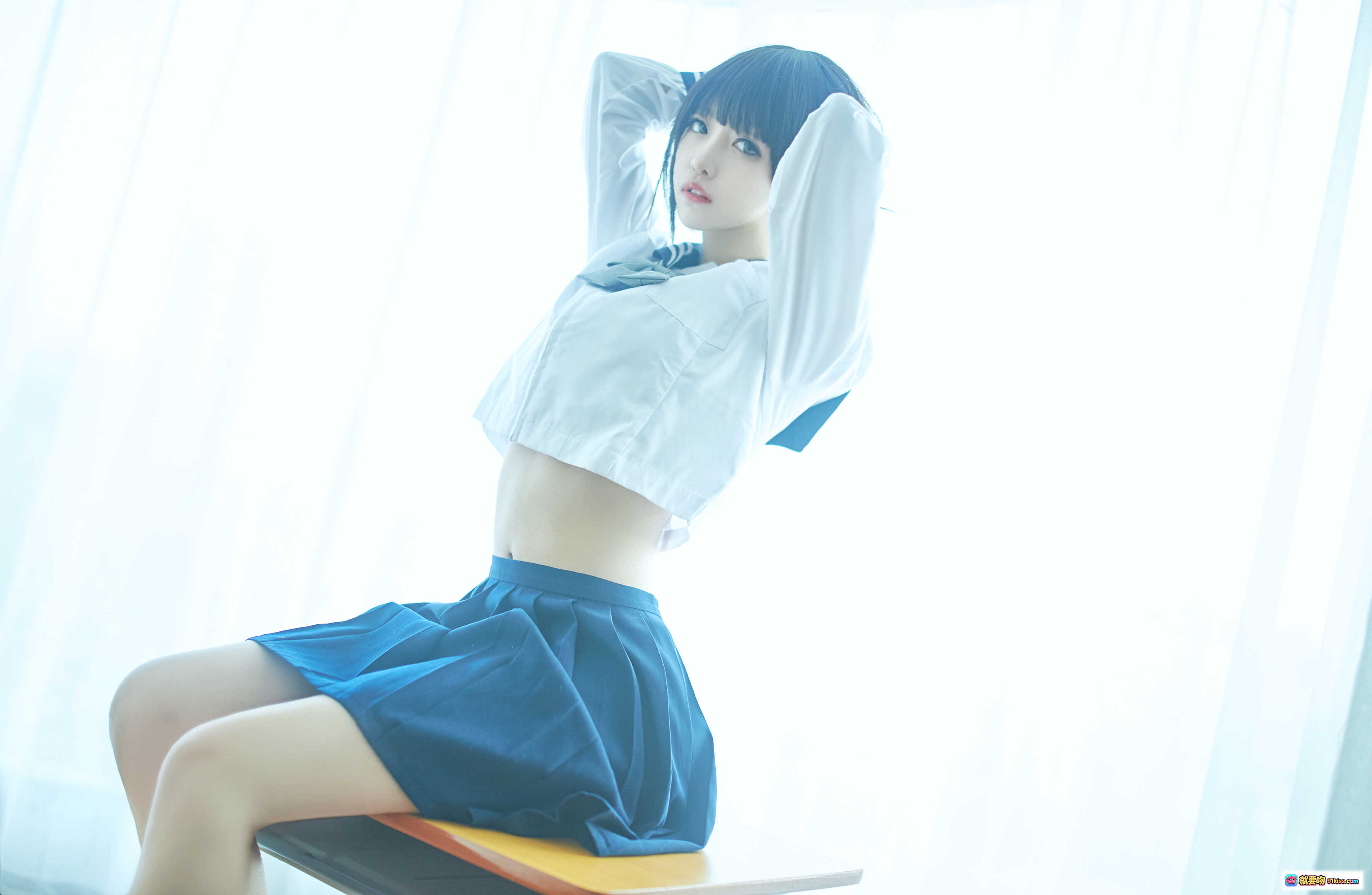 图片[3] - Shika小鹿鹿 NO.003 JK制服少女教室写真 11P高清图集 蓝白水手服赤脚课桌场景 清新日系风格 - 就要吻