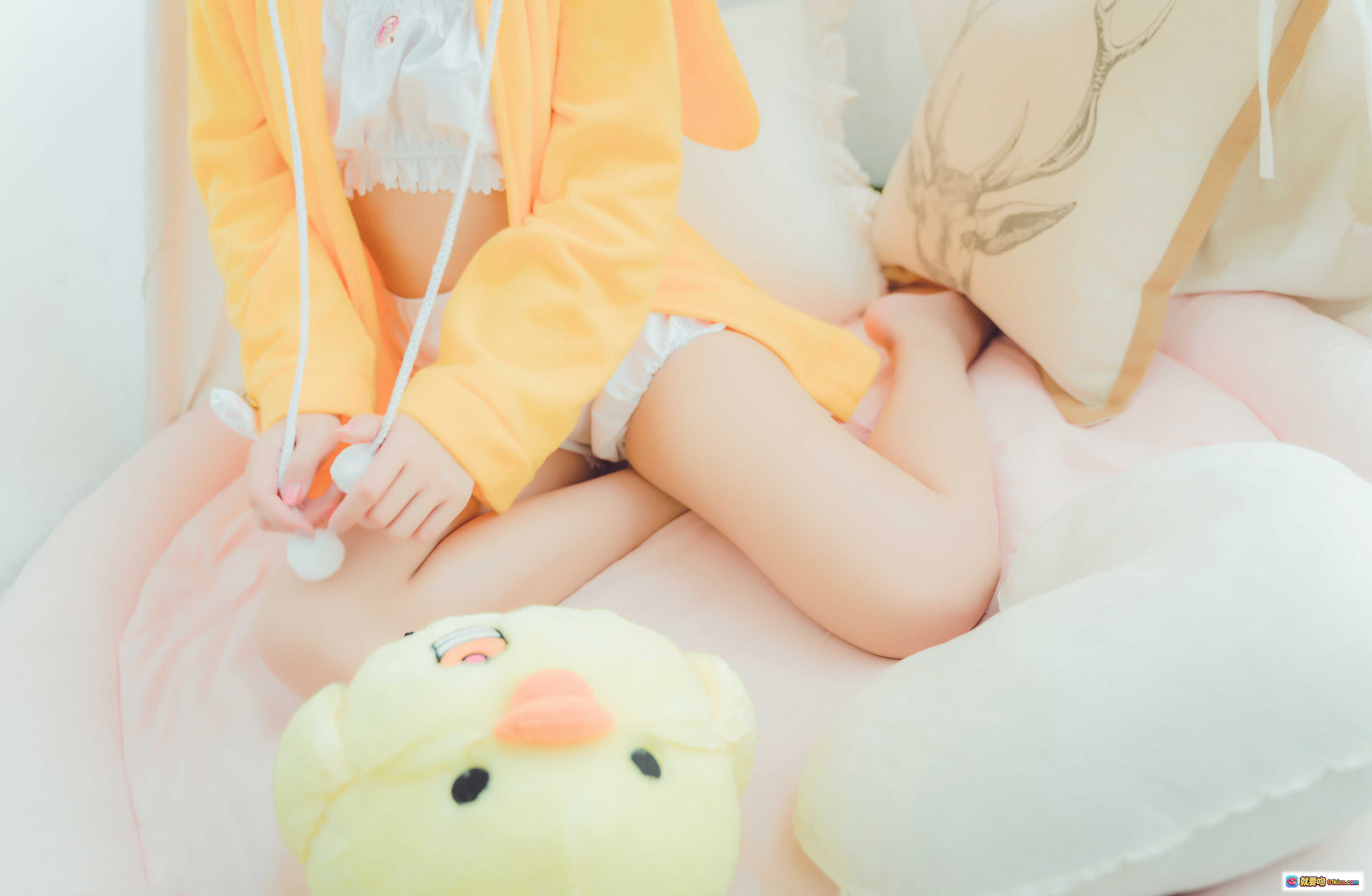 图片[2] - 猫君君_MaoJun NO.005 超可爱楙 白丝美腿 甜系少女写真 40P高清图集 306MB温柔氛围感穿搭 - 就要吻