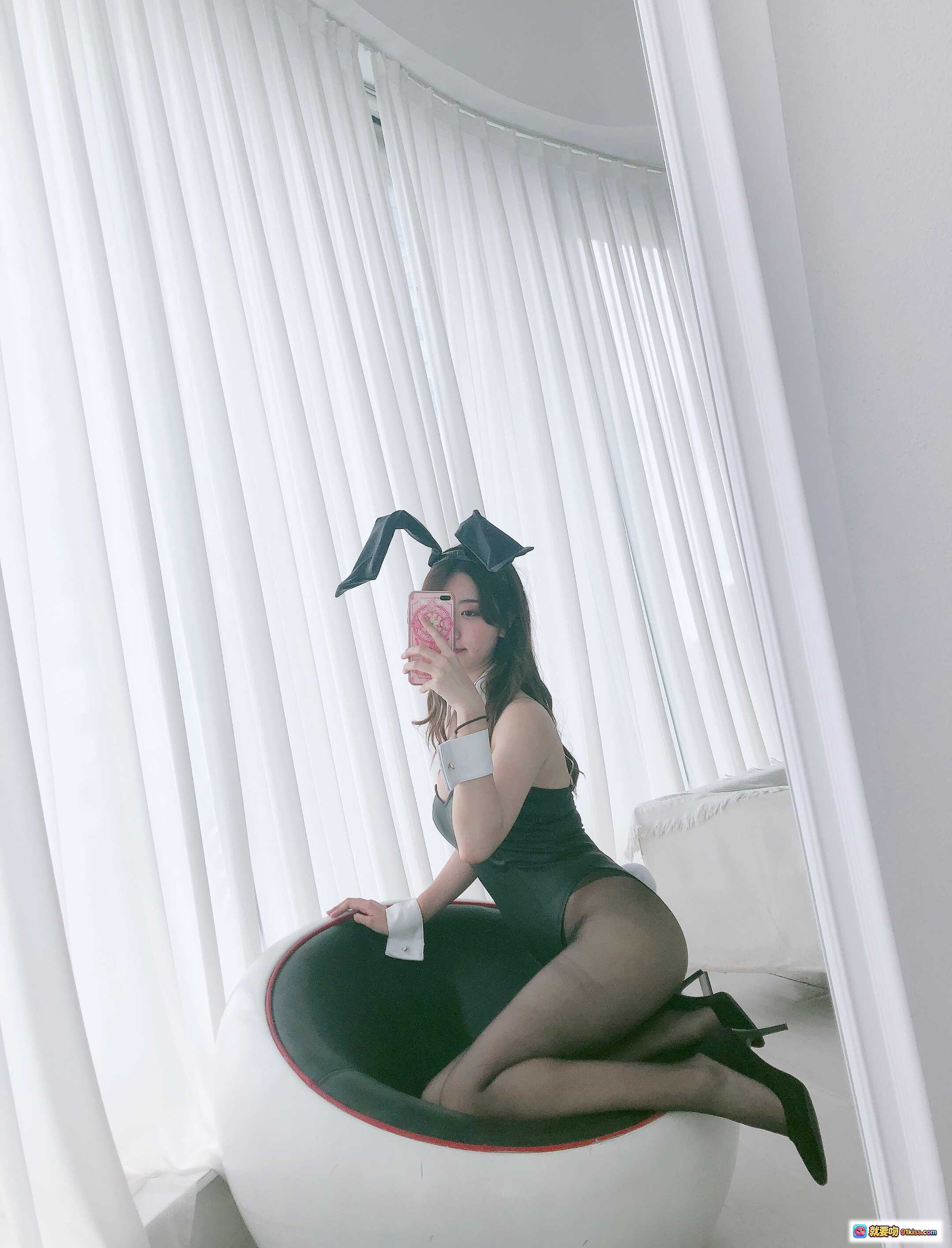 图片[2] - 黑川NO.026兔女郎写真｜白衬衫领+黑色吊带+兔耳发饰｜甜美性感自拍风｜17P高清图集 - 就要吻