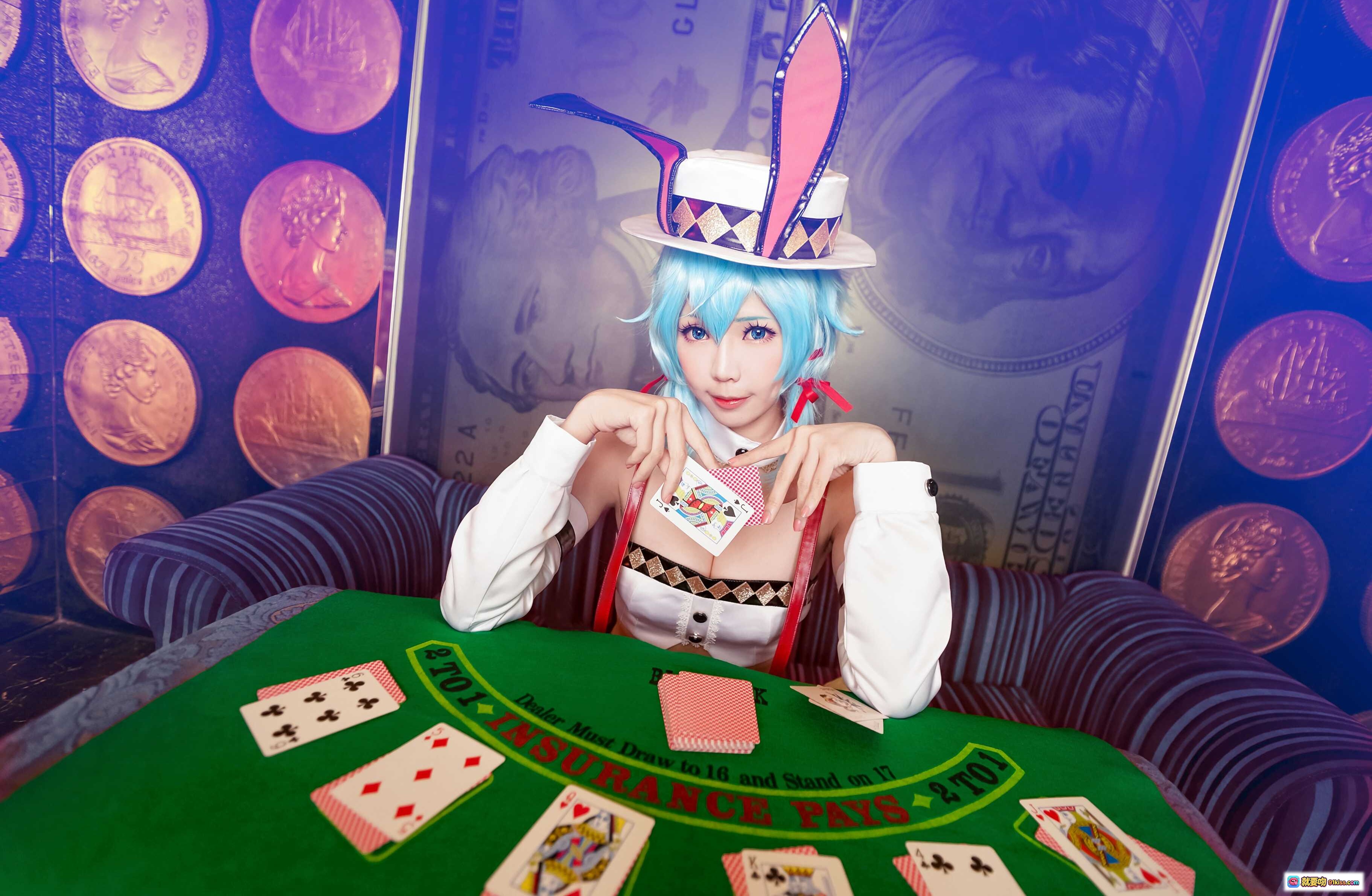 图片[5] - ElyEE子NO.022蓝发兔女郎cosplay赌场老虎机前性感写真 皇家鹰主题灯光炫彩场景 - 就要吻