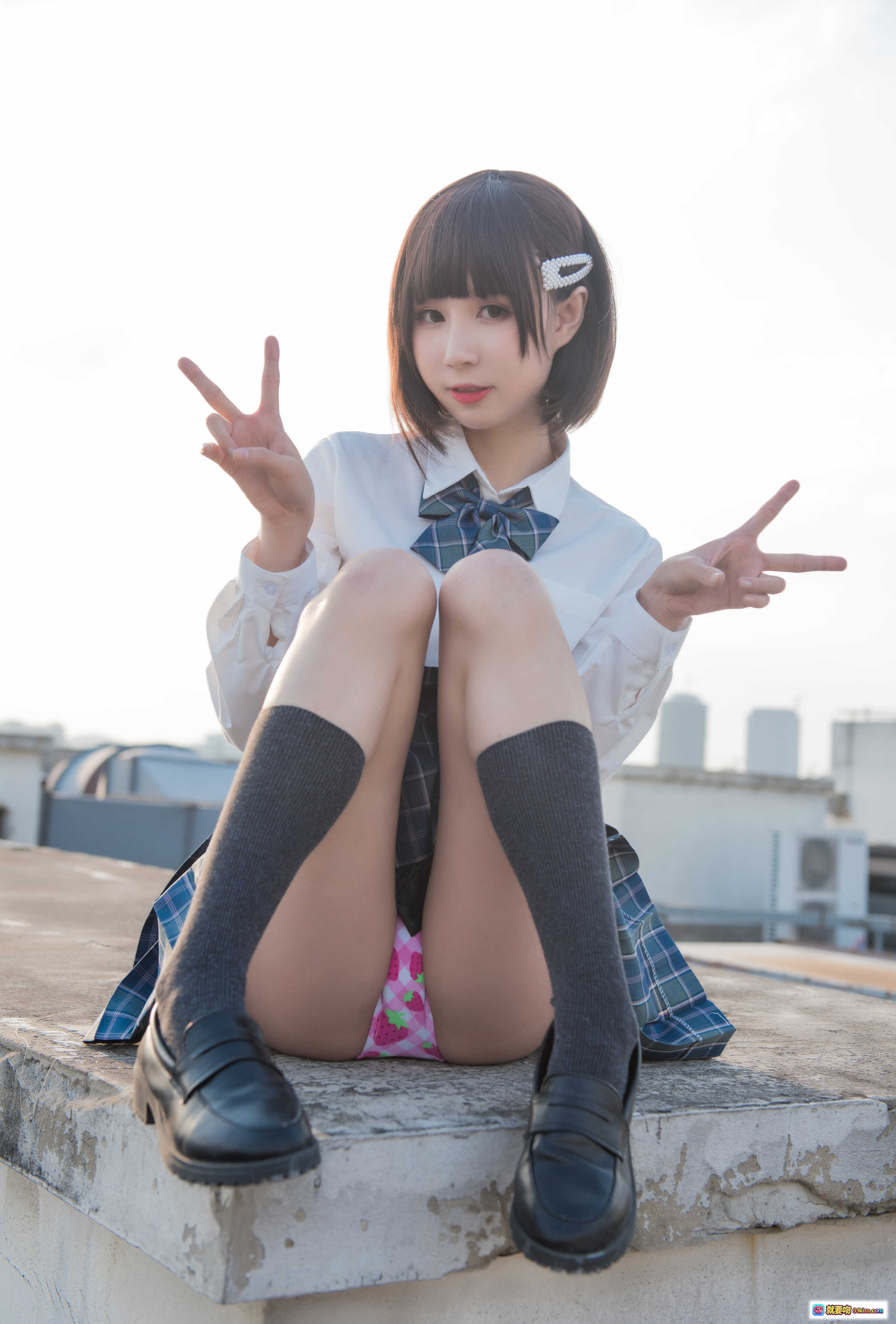 图片[8] - 西园寺南歌NO.001少女裙底写真22P高清图集蓝格裙黑丝美腿私密视角 - 就要吻