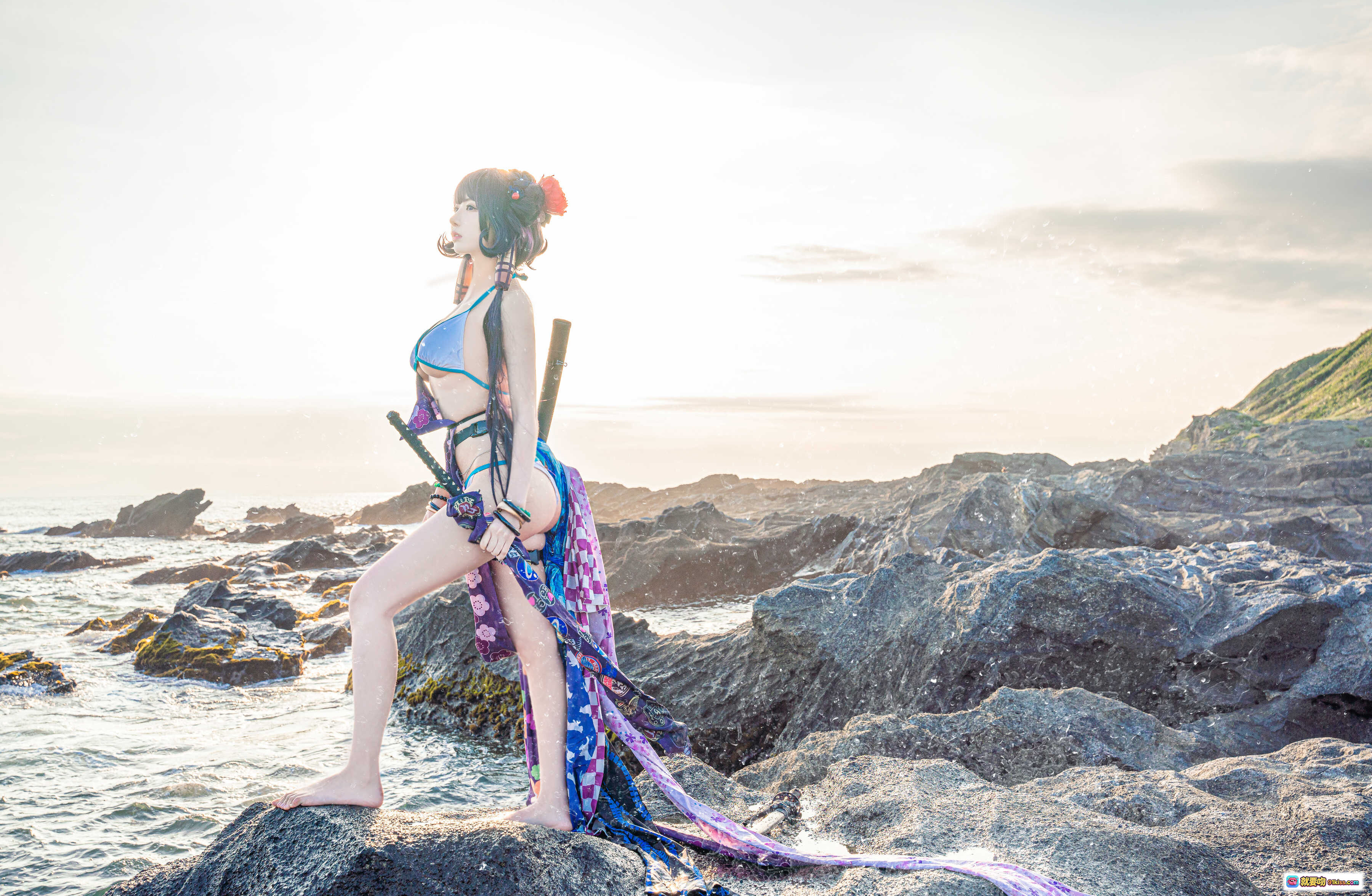 图片[3] - Shika小鹿鹿NO.076阿荣cosplay海边岩石写真 | 美女持剑泳装造型 | 日落海景氛围感大片 - 就要吻