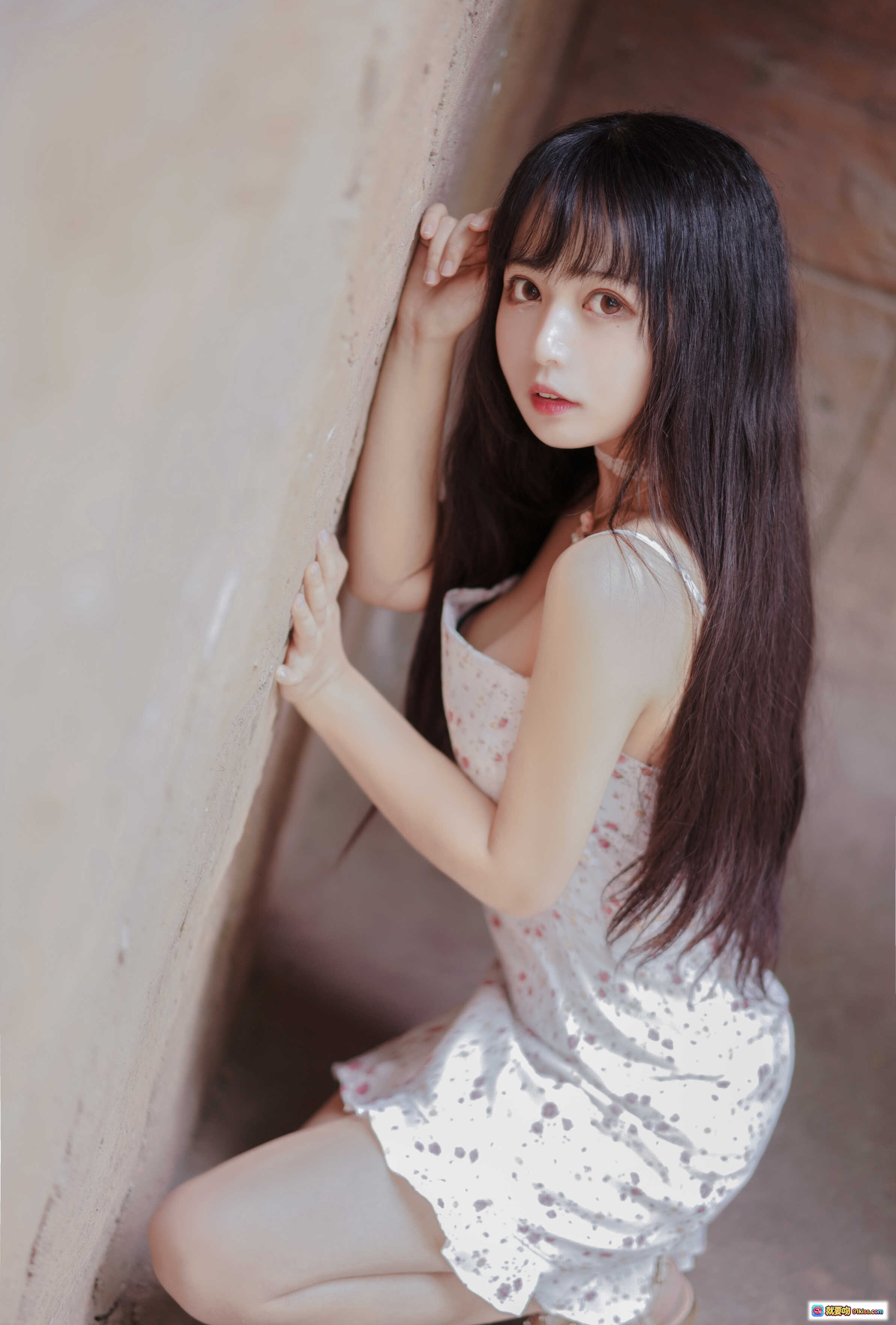 图片[7] - 黑猫猫OvO NO.026 风写真集 26P 421MB 粉色碎花裙长发少女户外清新自然风甜美治愈系摄影图集 - 就要吻