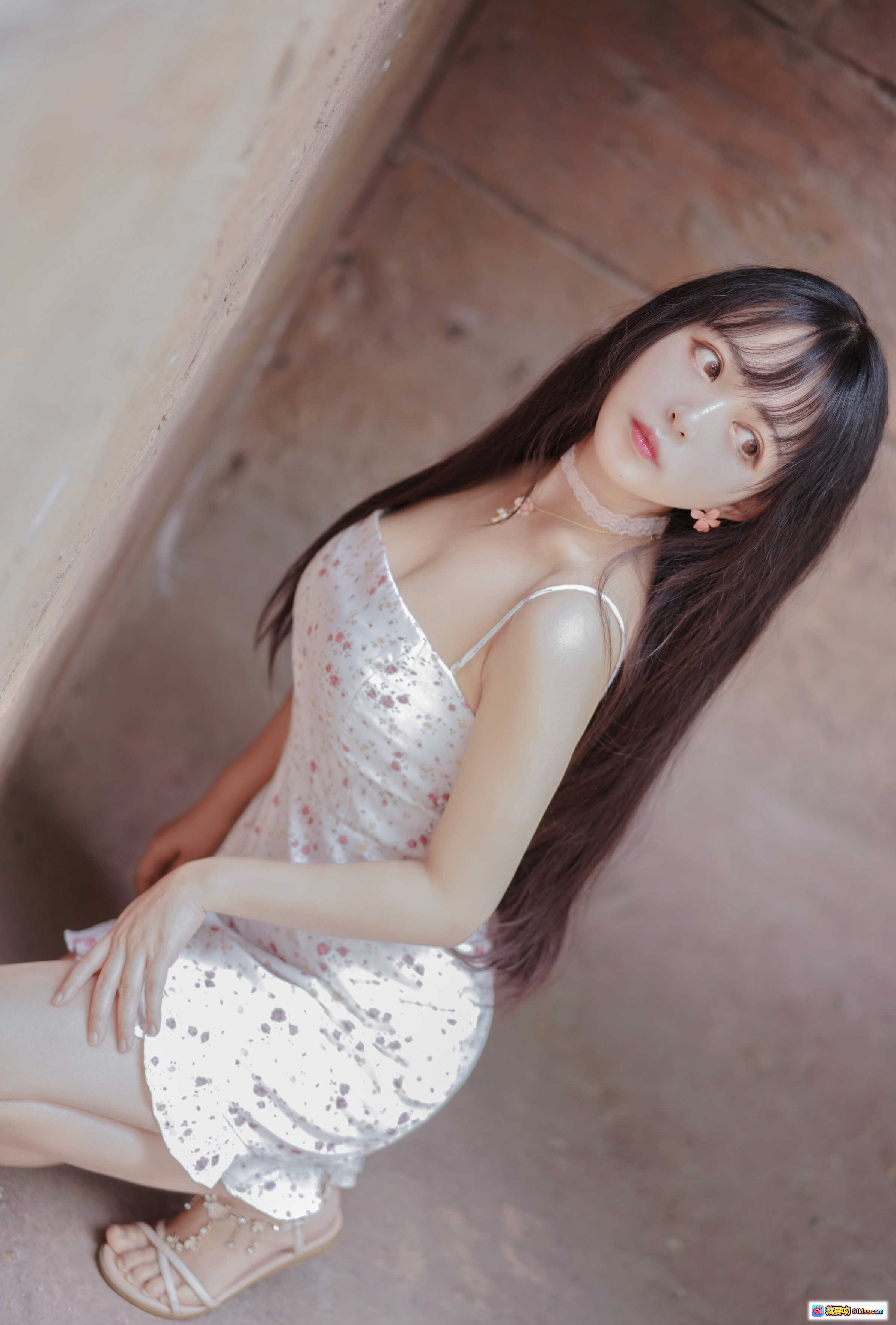 图片[9] - 黑猫猫OvO NO.026 风写真集 26P 421MB 粉色碎花裙长发少女户外清新自然风甜美治愈系摄影图集 - 就要吻