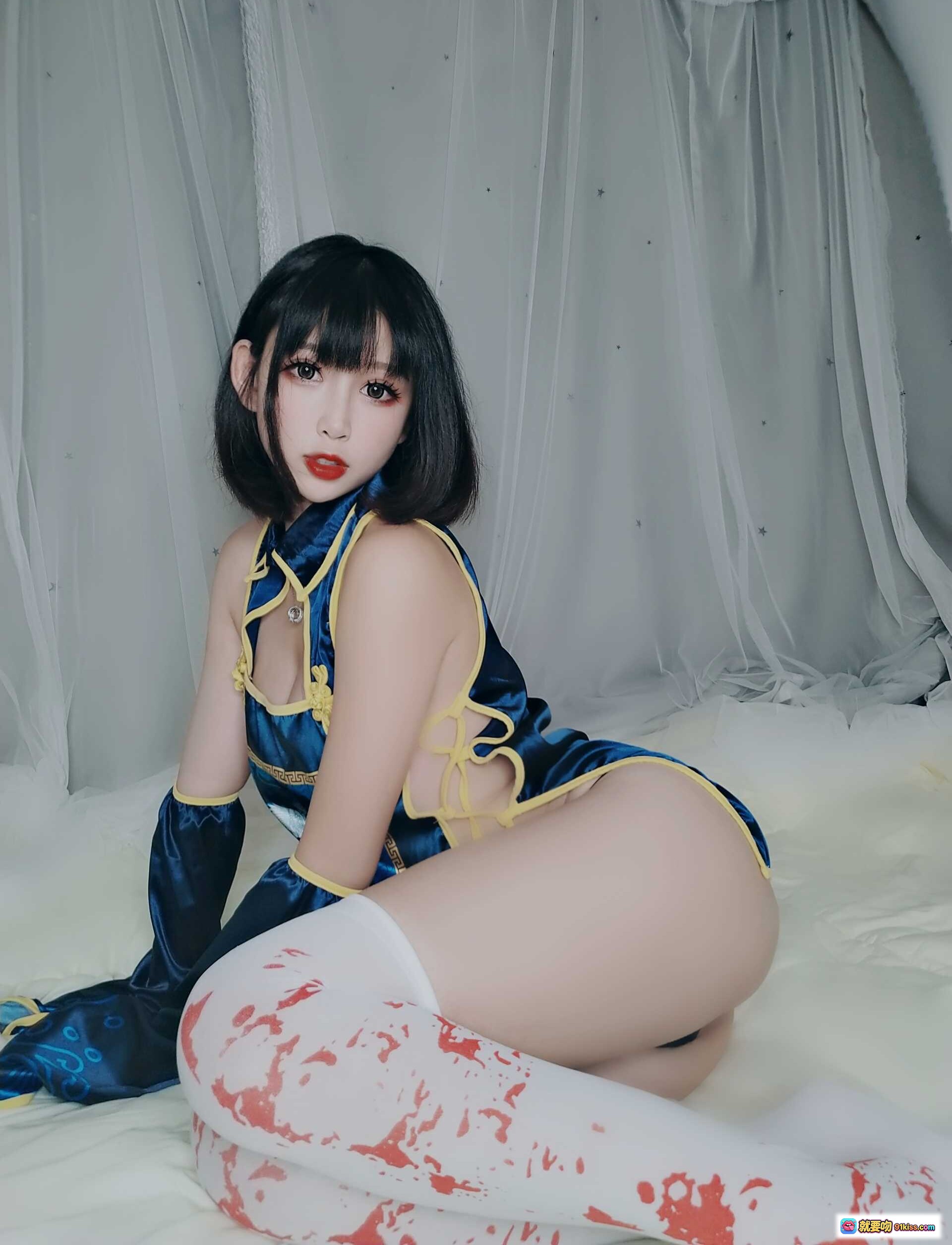 图片[2] - 小酥酱NO.014小僵尸Cosplay蓝旗袍兔耳装白丝袜写真34P高清图集 - 就要吻