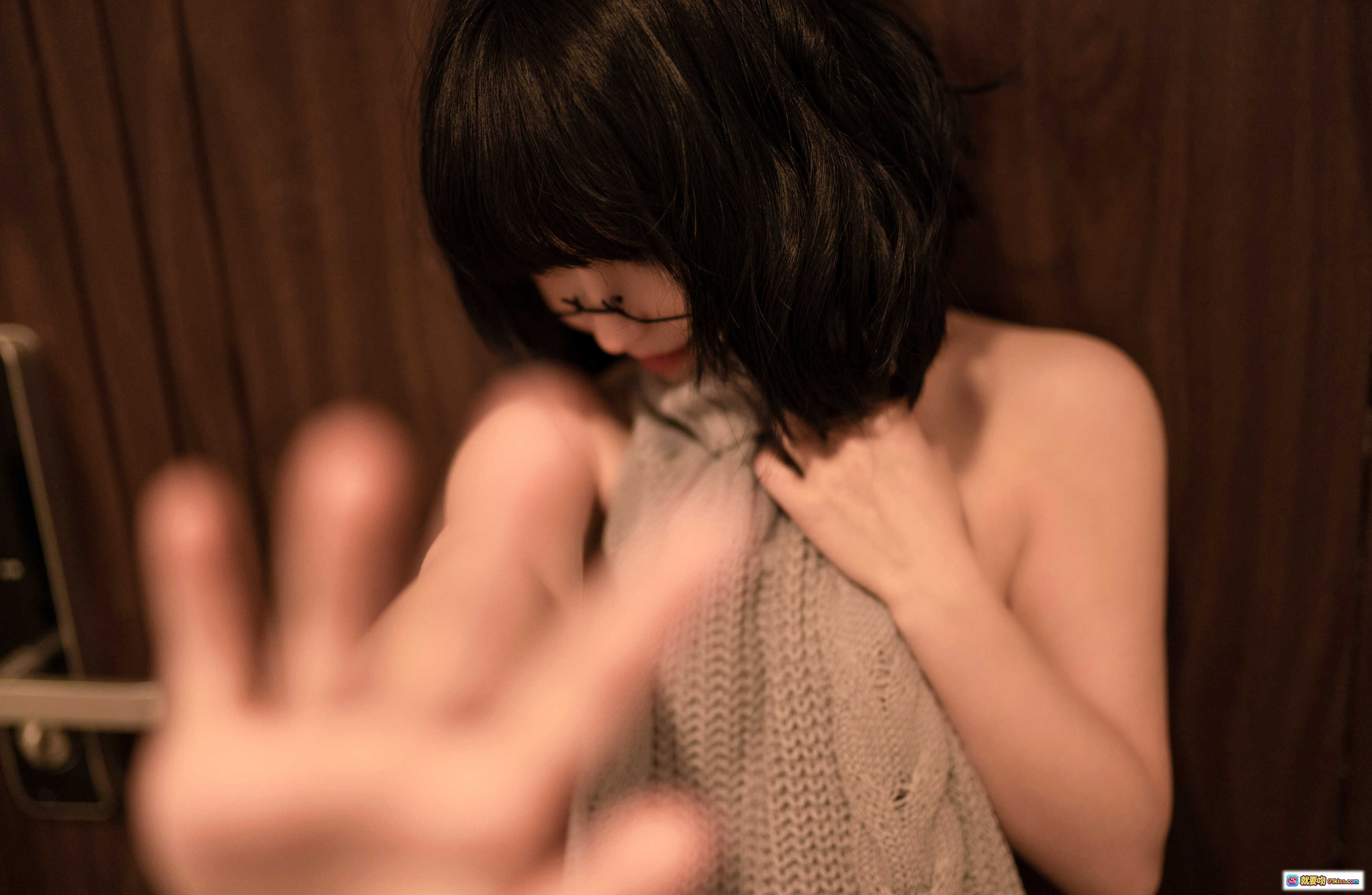 图片[9] - 晕崽Zz NO.004 维修洗衣机写真 45P高清美腿短裙居家走廊赤足性感私房照 - 就要吻