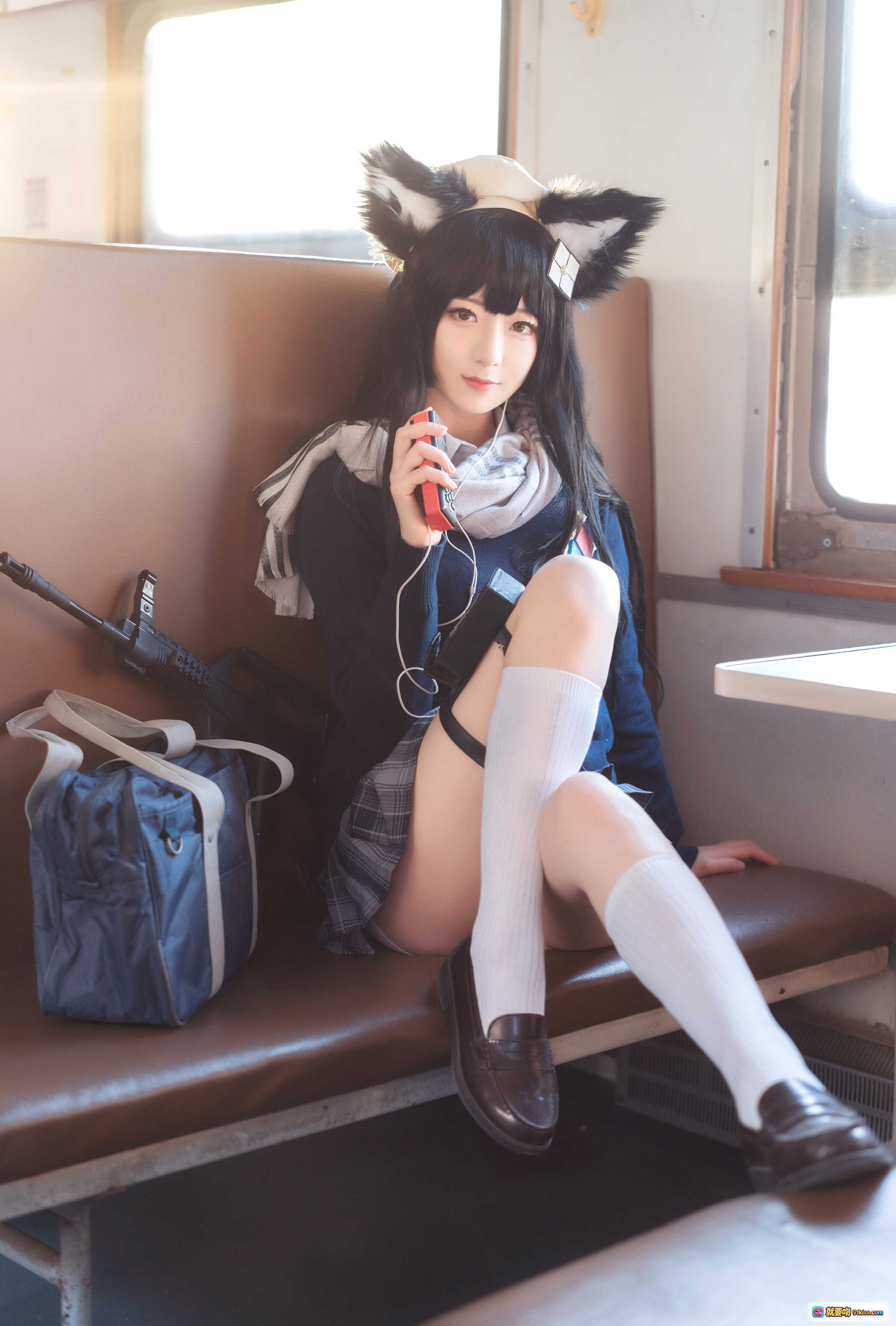 图片[9] - 弥音音NO.001 95式cosplay 狐耳少女校服写真 20P高清图集 313MB下载 - 就要吻