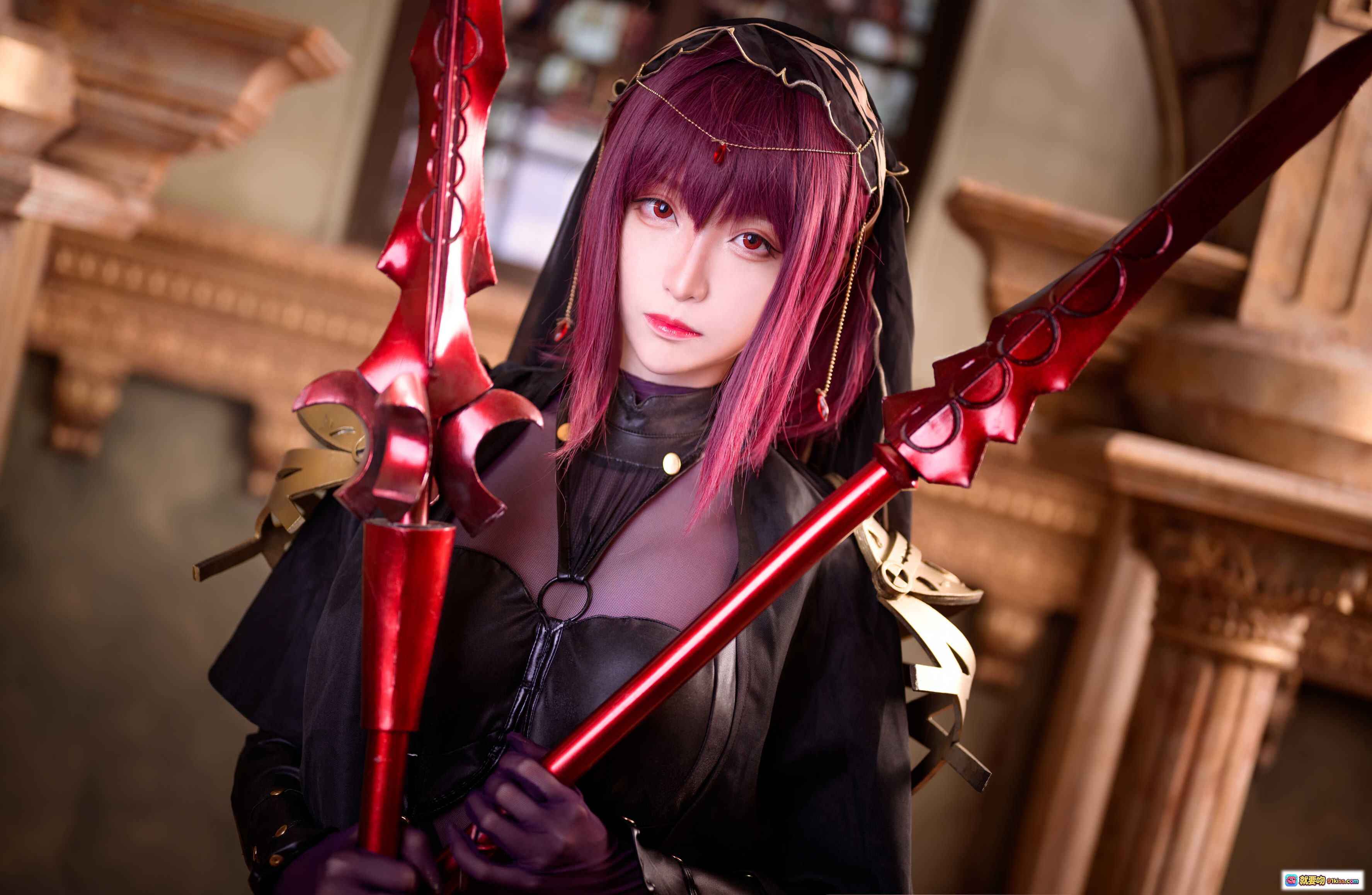 图片[5] - 青青子Js NO.006 Fate斯卡哈cosplay写真｜紫发黑衣持红枪｜哥特风教堂场景｜48P高清美图 - 就要吻
