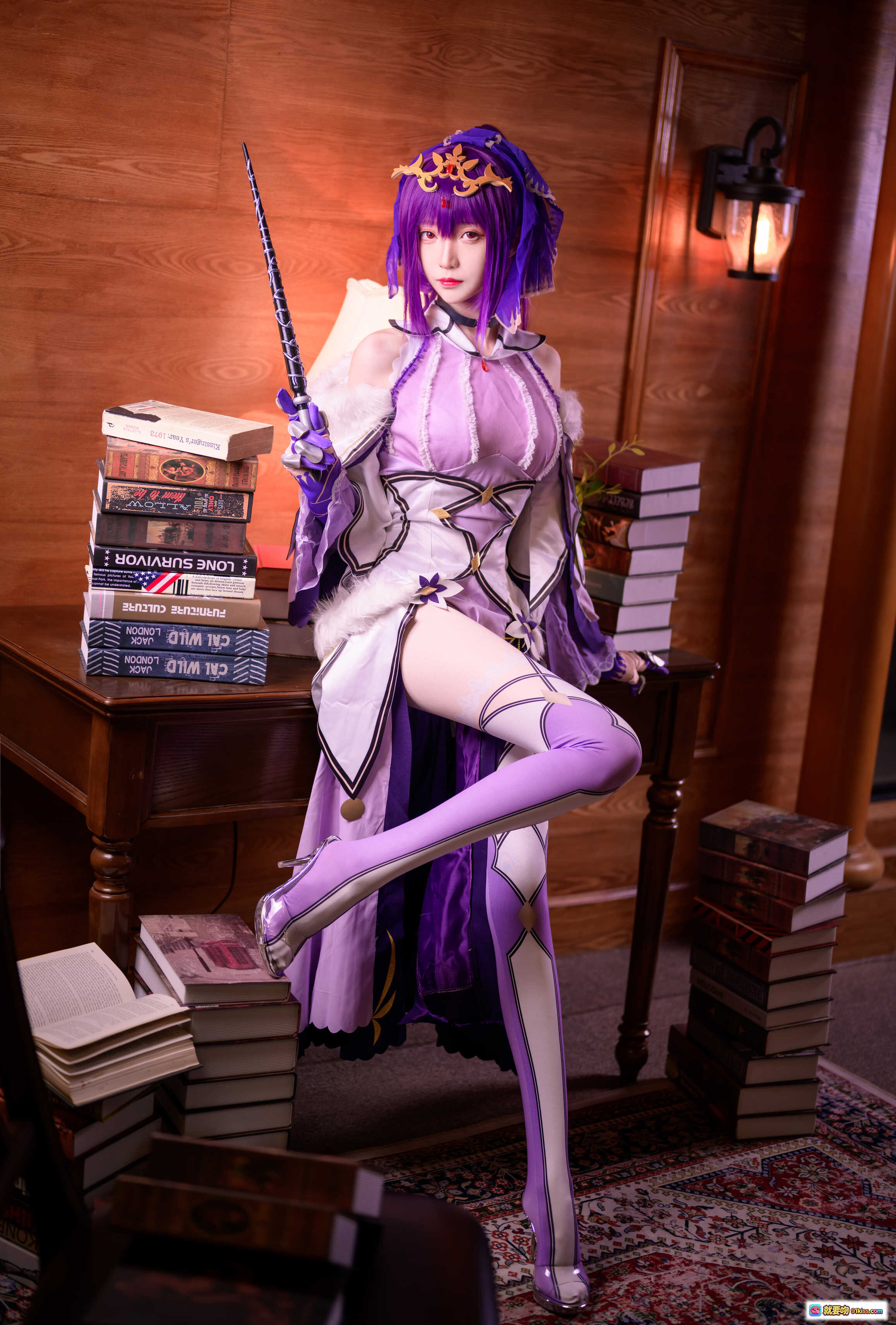 图片[3] - 青青子Js NO.006 Fate斯卡哈cosplay写真｜紫发黑衣持红枪｜哥特风教堂场景｜48P高清美图 - 就要吻