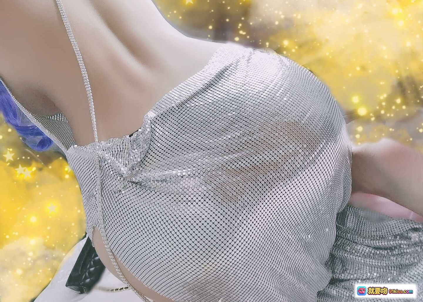 图片[8] - 三度_69 NO.052 圣路易斯 蓝发cos银色亮片裙 持卡写真 10P高清美图 - 就要吻