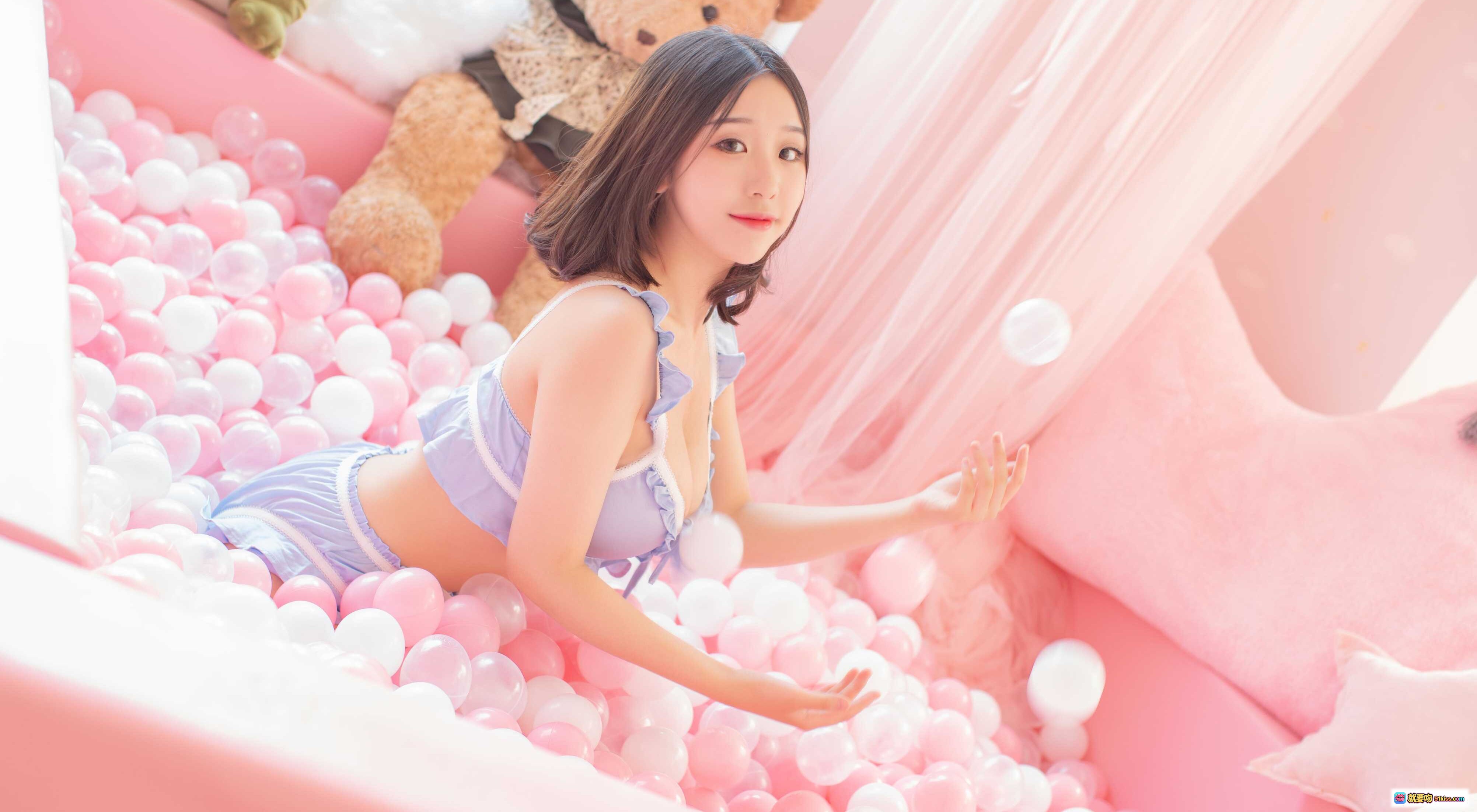 图片[8] - 穆零Mu0 NO.14 海洋球写真 | 粉白球池少女 | 可爱睡衣风 | 软萌玩偶环绕 | 甜美私房照 - 就要吻