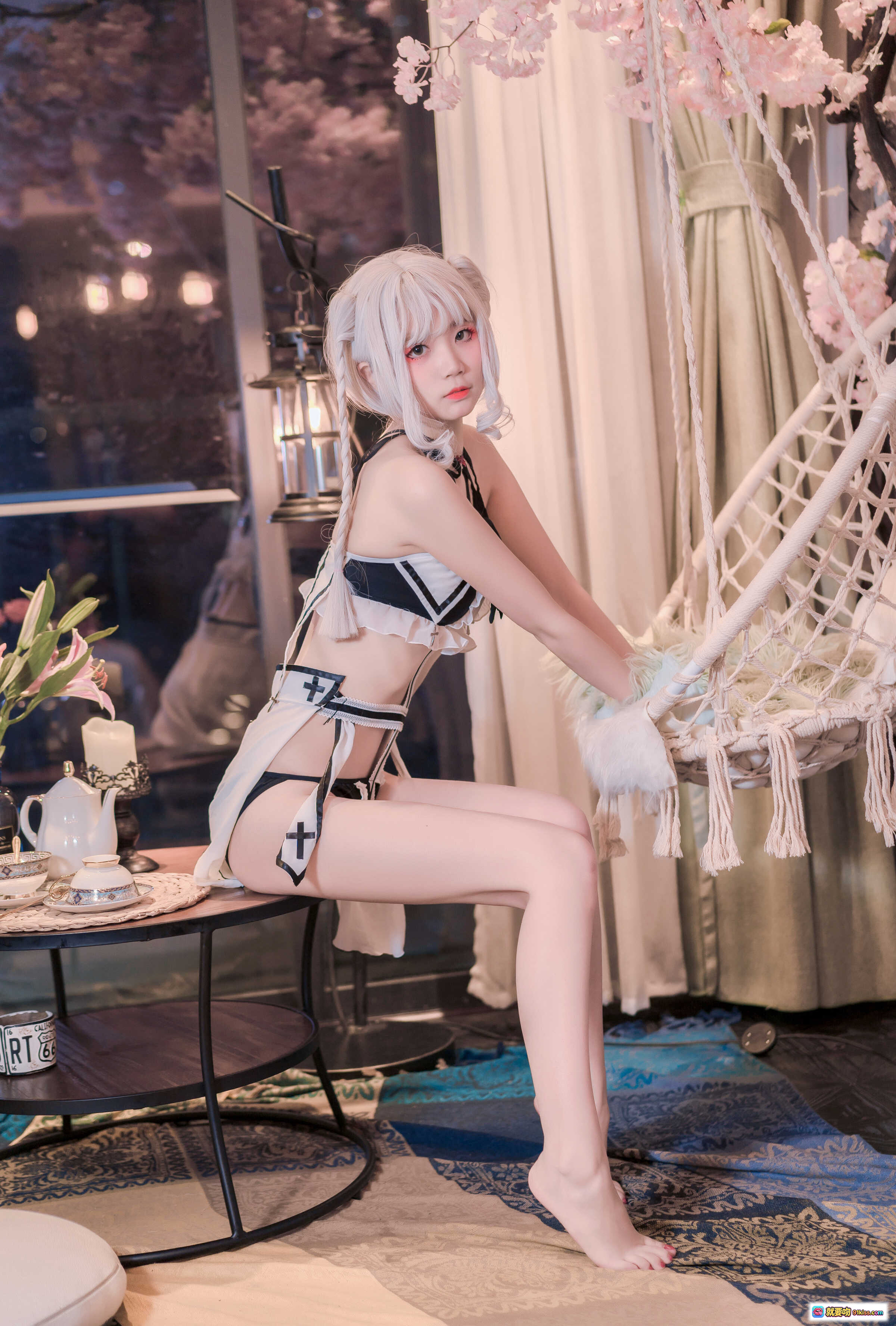 图片[5] - 五更百鬼_NO.010 黑白女仆装美腿写真 96P高清图集 优雅茶歇姿势 裸足丝袜诱惑 时尚室内摄影 - 就要吻