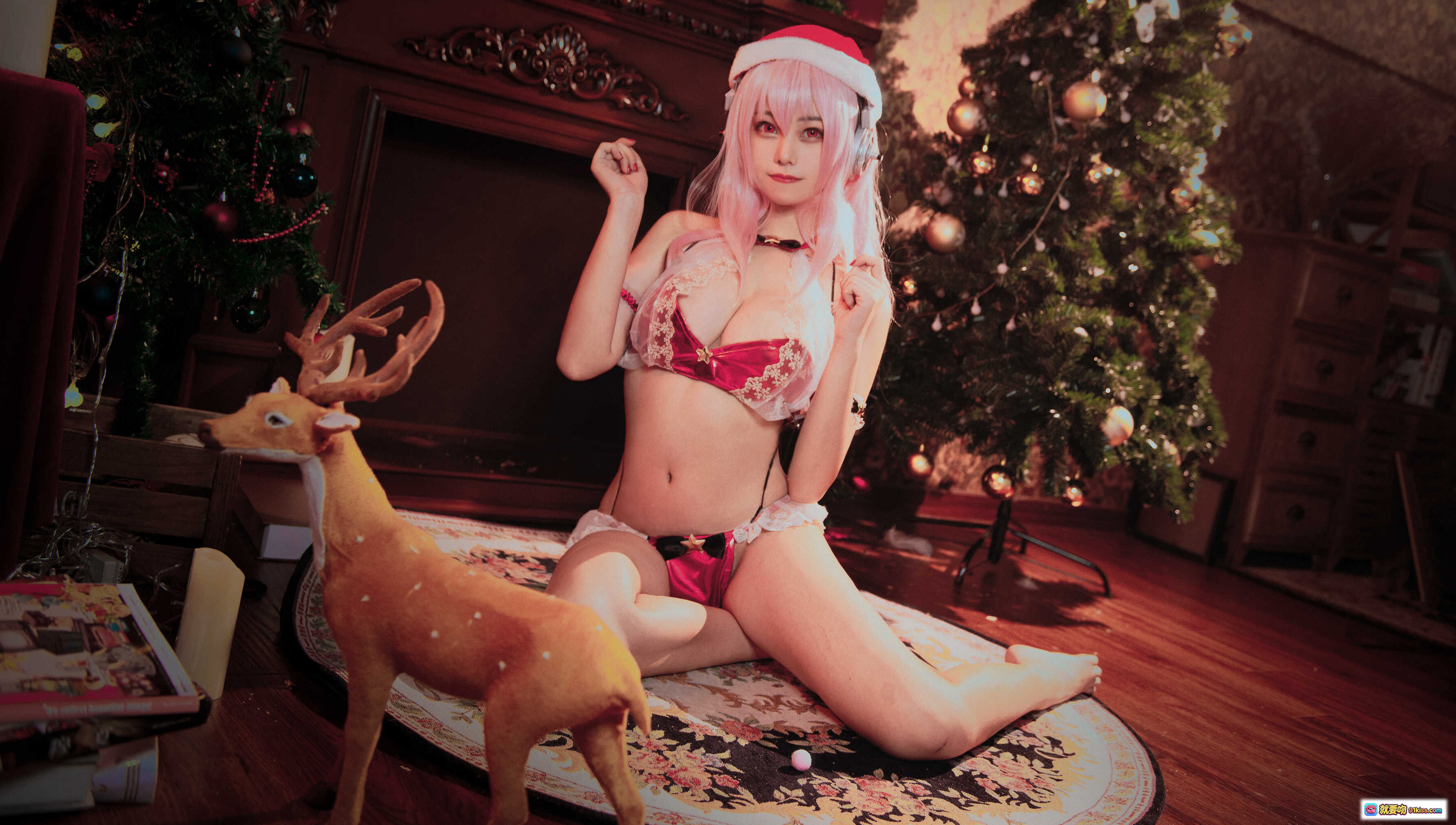 图片[8] - 蜜汁猫裘NO.016圣诞索尼子Cosplay写真 10P高清美图 粉发圣诞帽蕾丝内衣 圣诞树氛围感私房照 - 就要吻