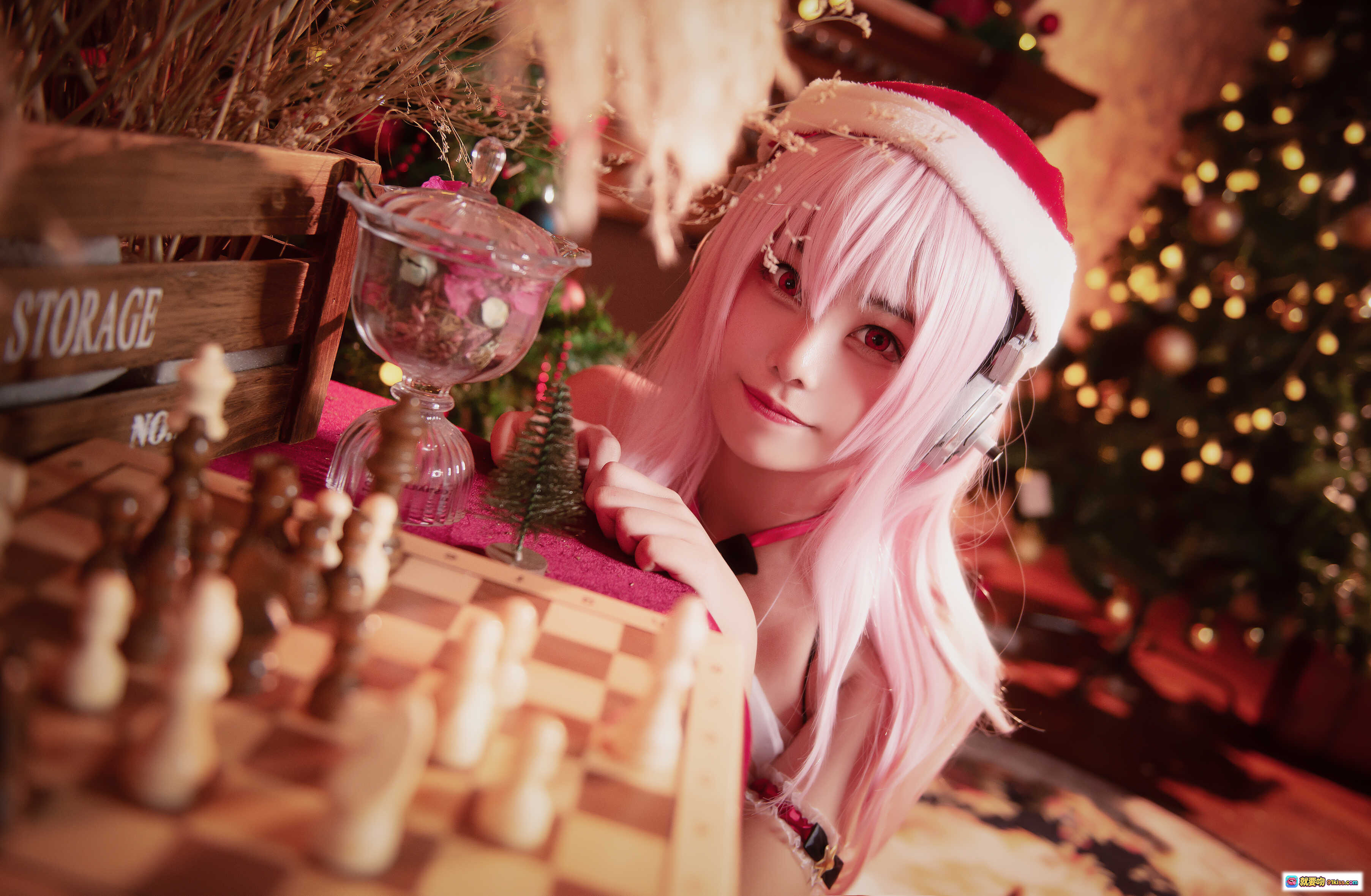 图片[6] - 蜜汁猫裘NO.016圣诞索尼子Cosplay写真 10P高清美图 粉发圣诞帽蕾丝内衣 圣诞树氛围感私房照 - 就要吻