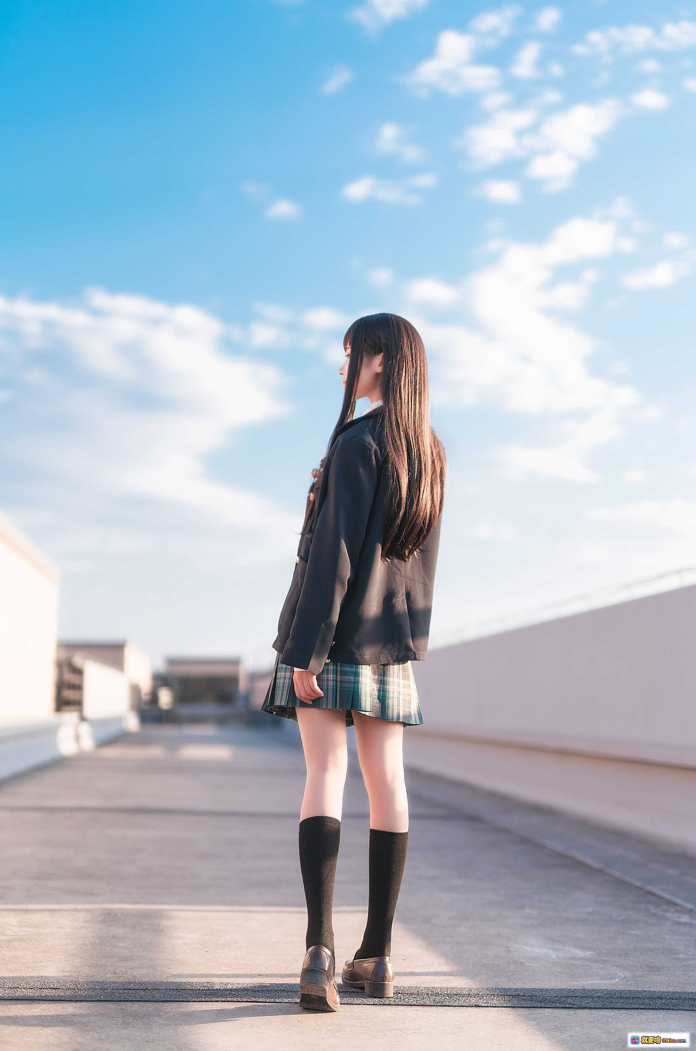 图片[7] - 三度_69 NO.062 森林来信JK制服写真 | 校园走廊日系少女 | 格裙黑西装清新风 | 15P高清图集 - 就要吻