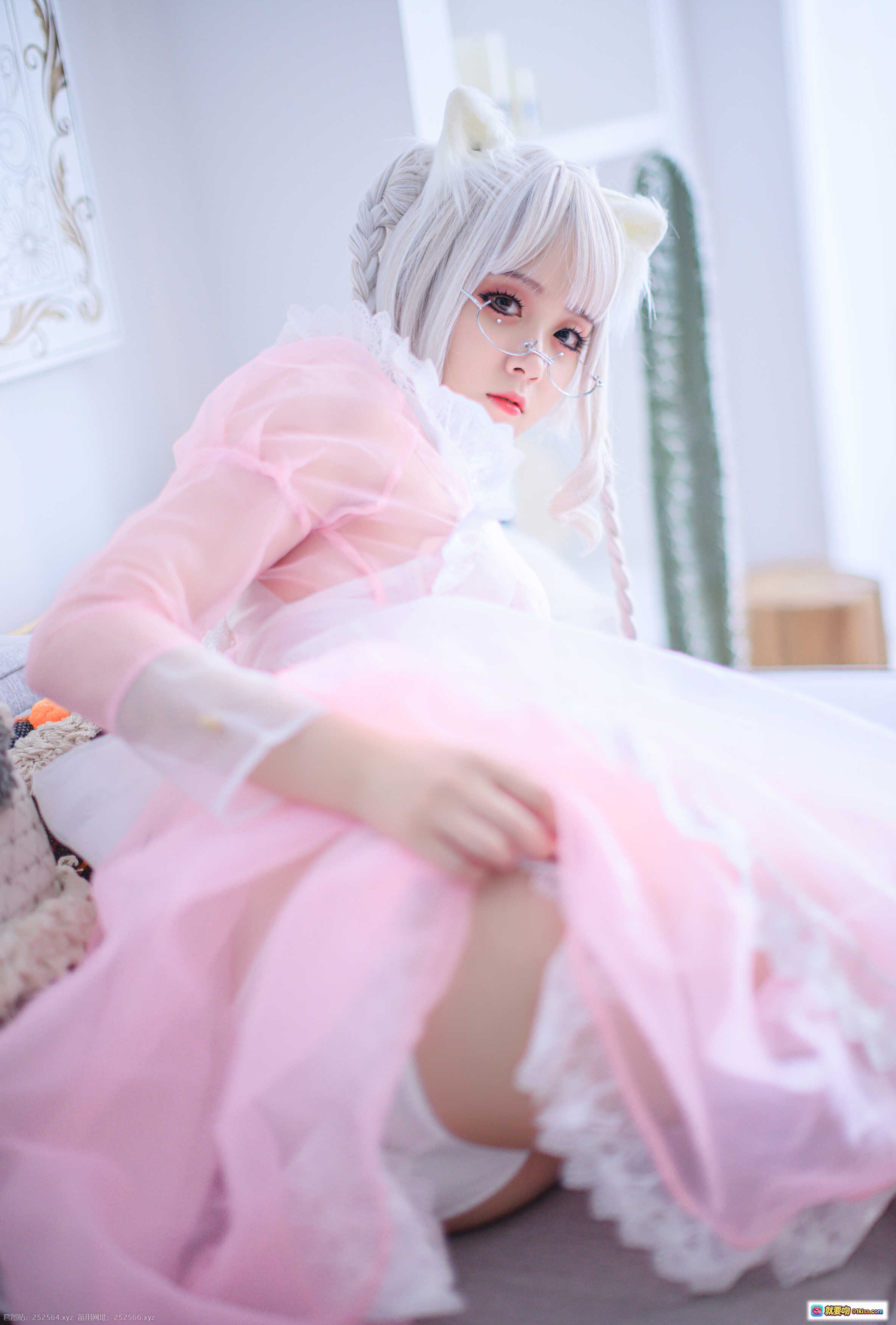 图片[9] - 秋楚楚粉色透明女仆cos写真 | 白发双马尾猫耳少女 | 浴缸私房美图 | 21P高清图集 - 就要吻