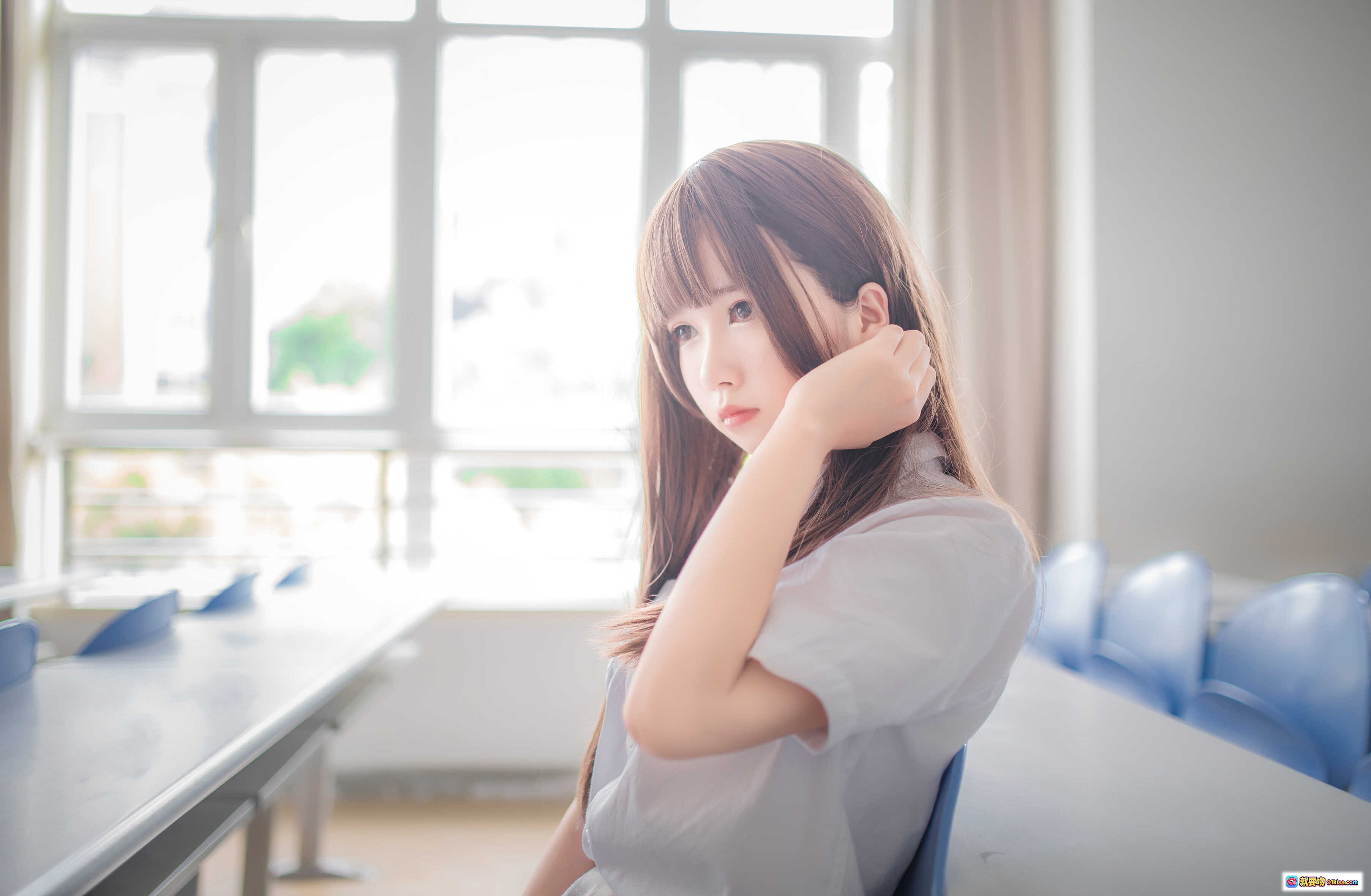 图片[6] - 白金saki制服黑丝写真NO.009｜校园风短袖衬衫+格纹短裙+性感黑丝美腿24P高清图集 - 就要吻