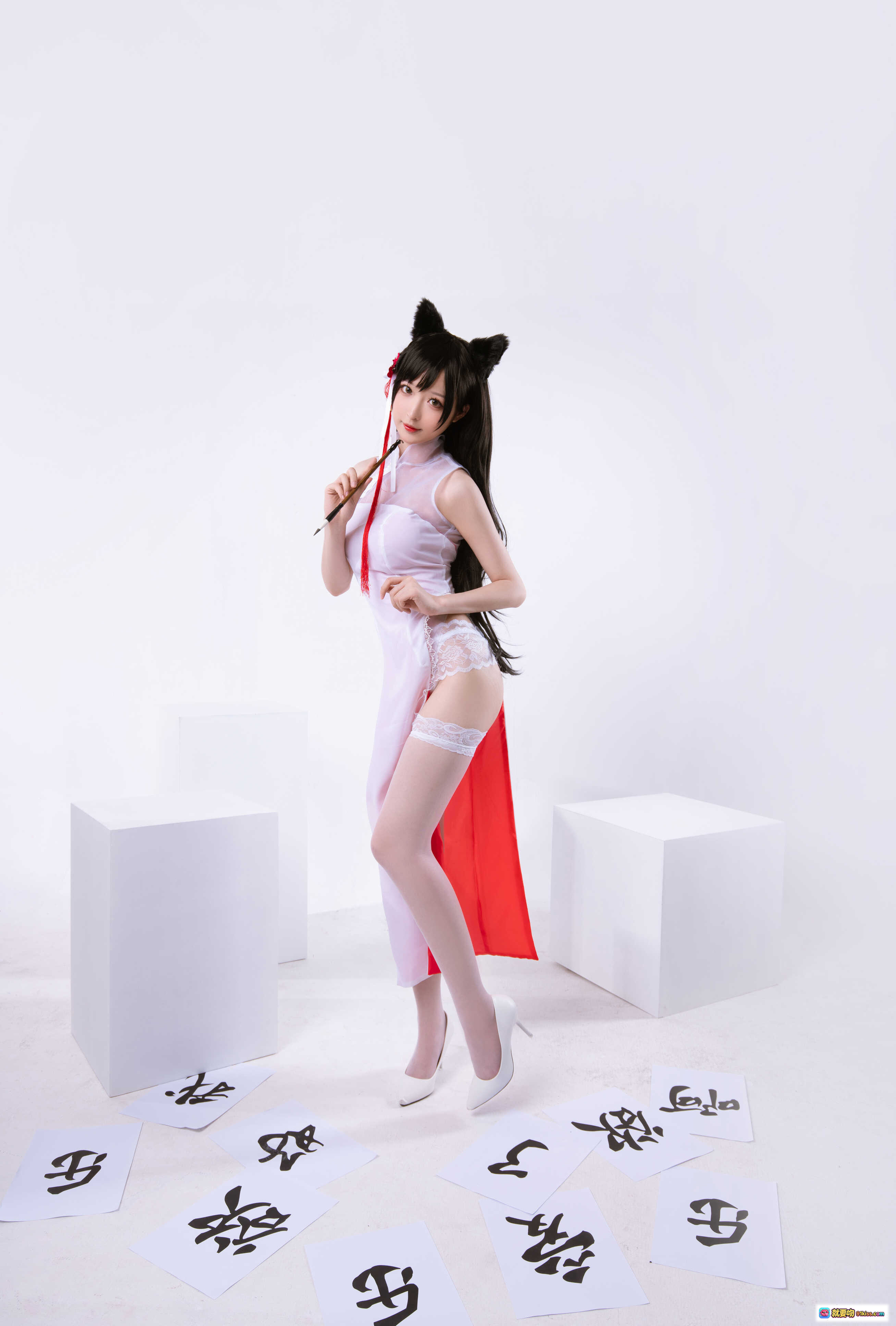 图片[9] - 南宫NO.007高雄爱宕旗袍COS写真｜猫耳少女白丝高跟单人美拍｜国风性感旗袍+书法纸散落场景 - 就要吻
