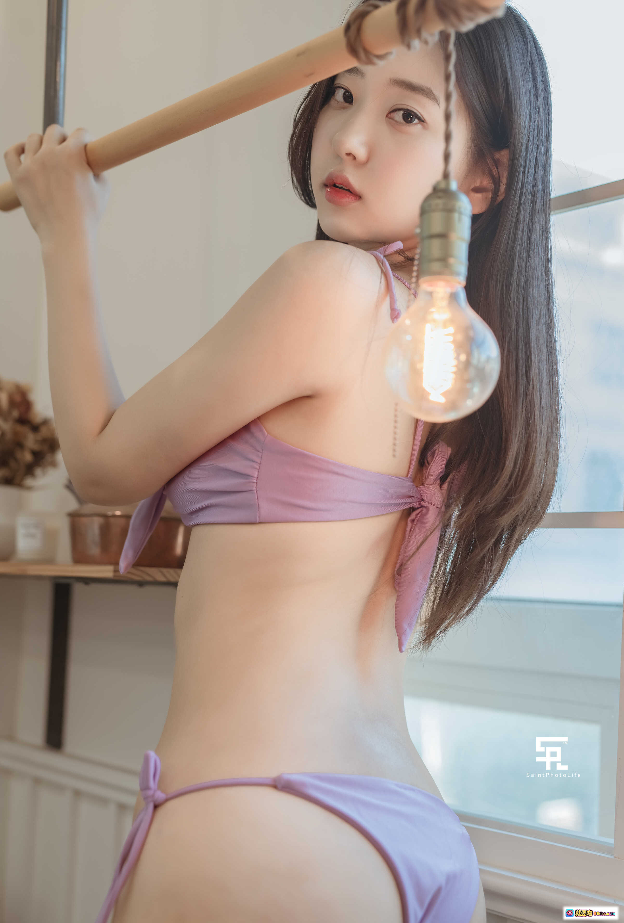 图片[7] - 韩国模特申才恩신재은 NO.001 Zenny [Blessing] 甜美私房写真 木质柜上趴姿 深蓝内裤 米色T恤 窗边自然光 清新居家风 - 就要吻