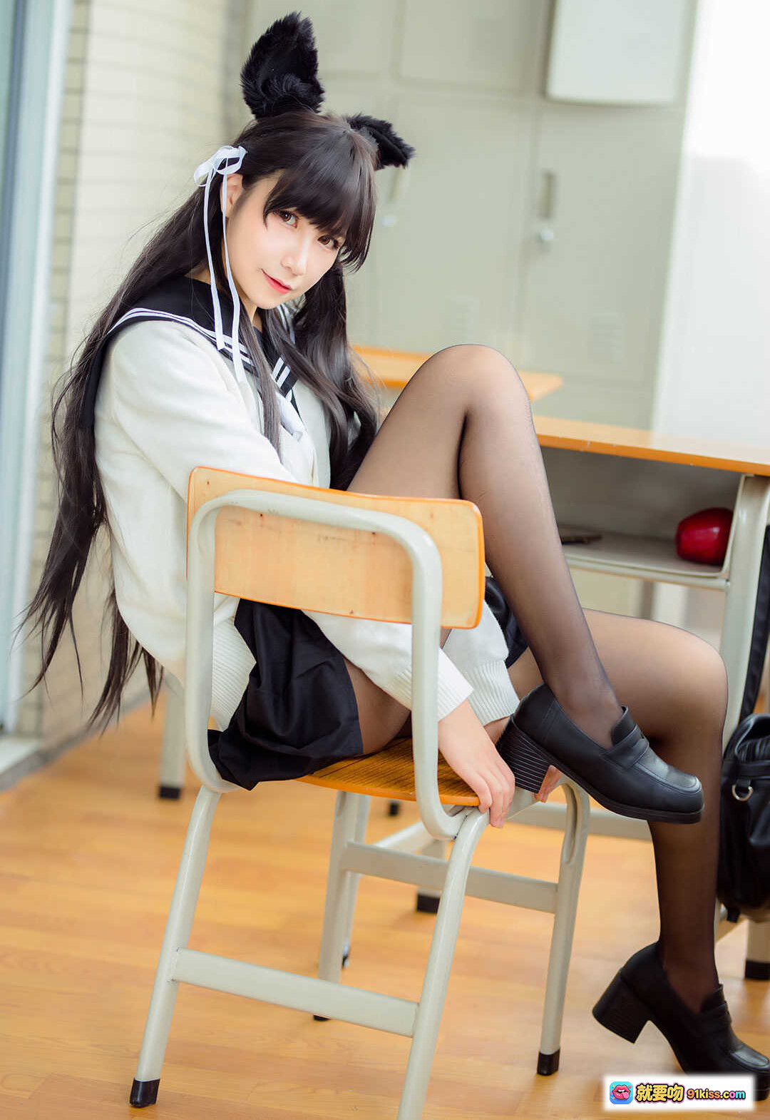 图片[7] - 逐月SU爱宕犬校园浪漫曲写真｜日系水手服少女教室棋盘萌态清纯可爱 - 就要吻