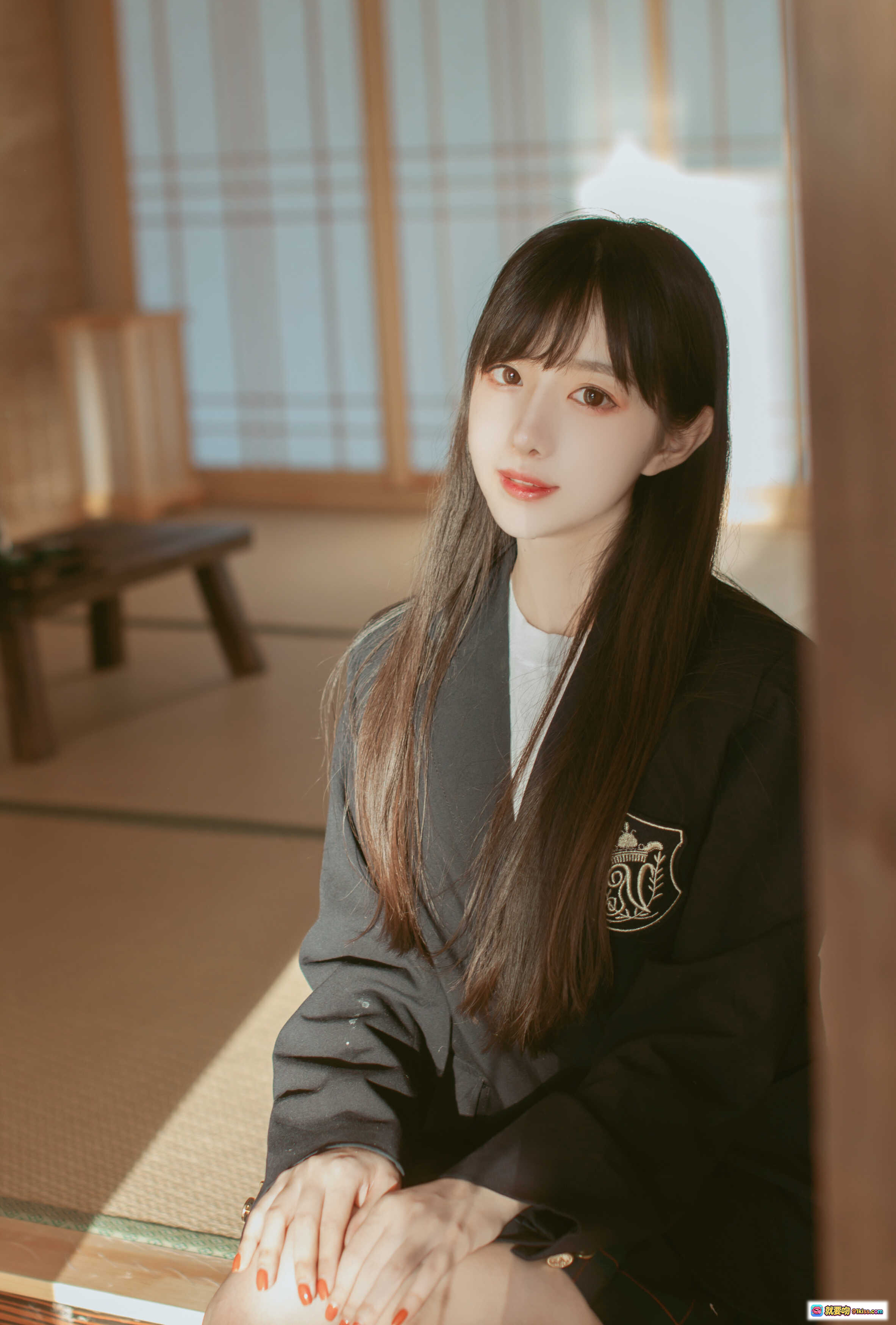 图片[3] - Shika小鹿鹿 NO.067 JK制服和风写真 11P日系少女坐姿美腿特写 温柔微笑木质台阶背景 92MB高清图集 - 就要吻