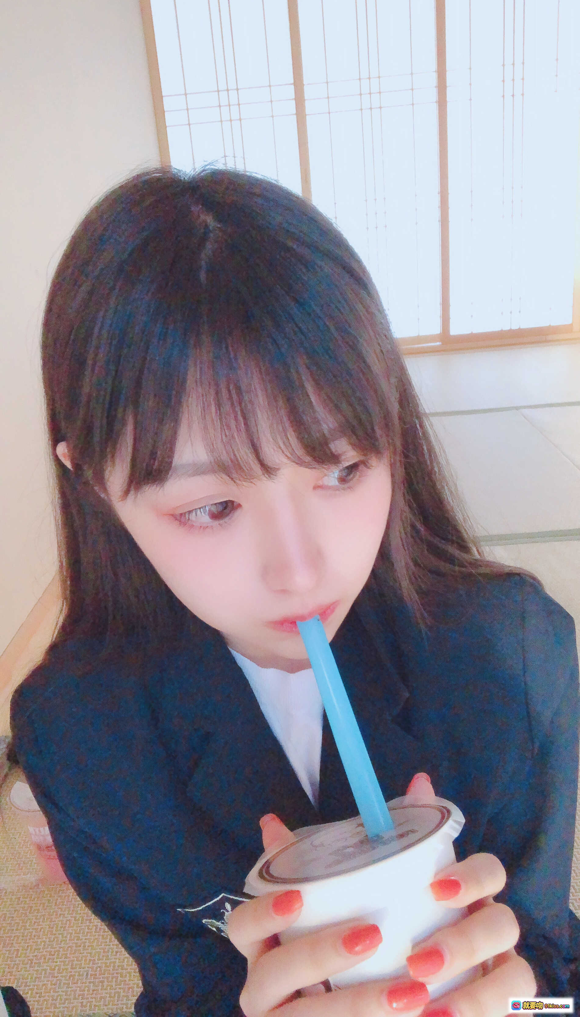 图片[5] - Shika小鹿鹿 NO.067 JK制服和风写真 11P日系少女坐姿美腿特写 温柔微笑木质台阶背景 92MB高清图集 - 就要吻