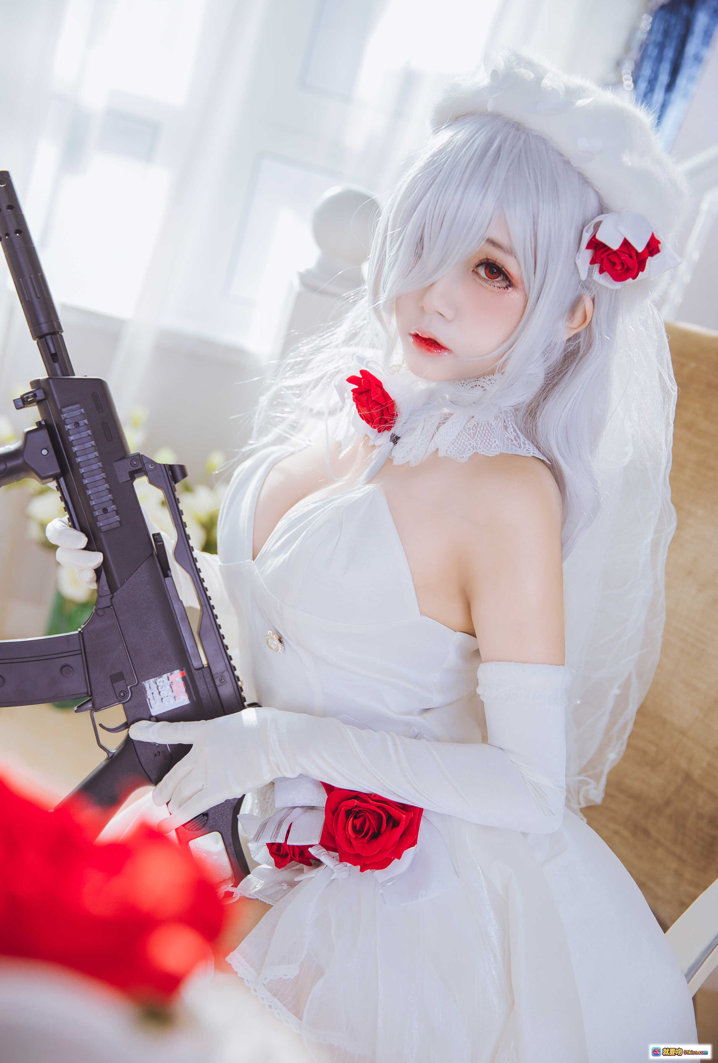 图片[2] - 日奈娇NO.006 G36C礼服Cosplay 白色婚纱红玫瑰持枪美少女 40P高清写真 - 就要吻