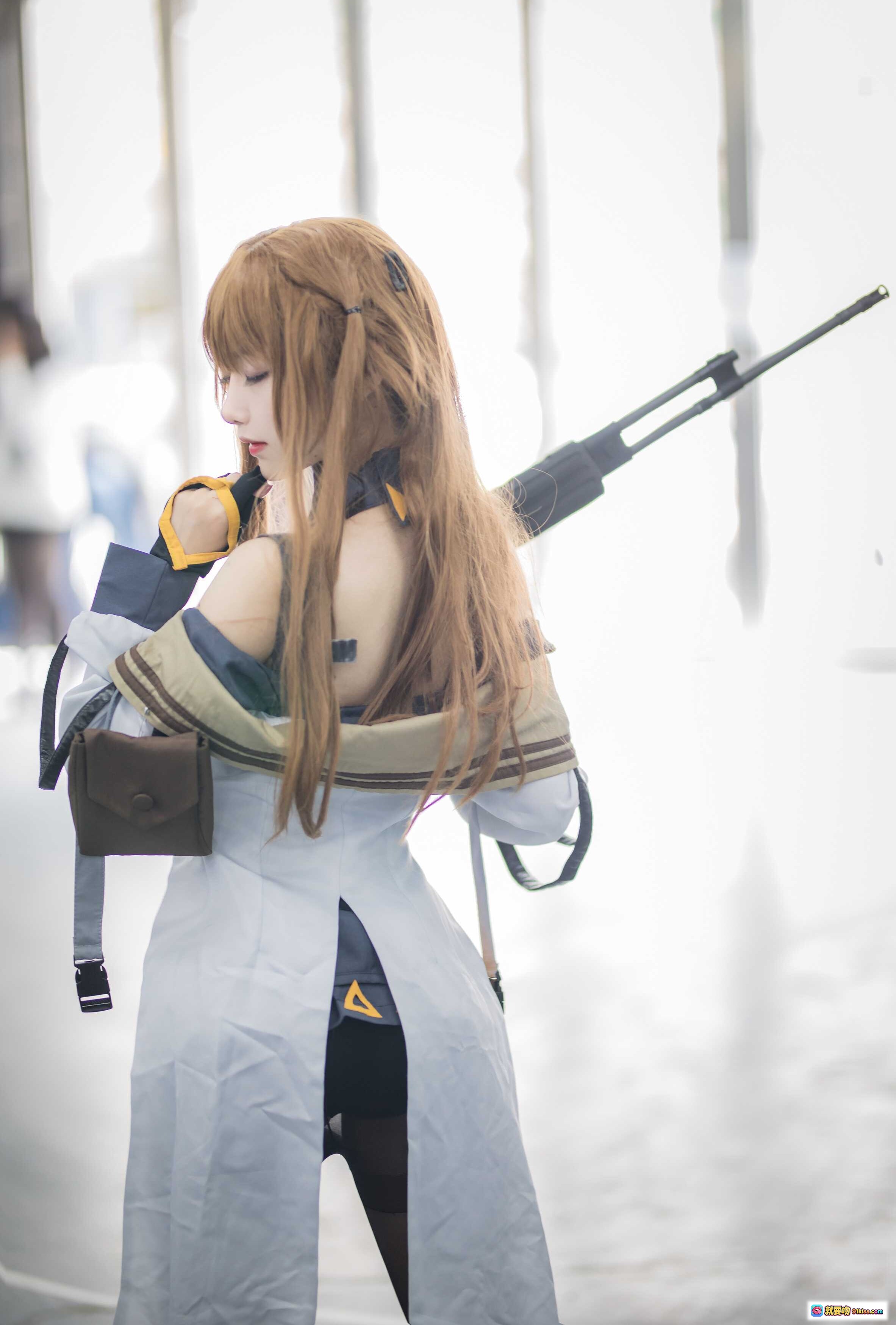 图片[6] - Shika小鹿鹿NO.005 K2 Cosplay写真 | 橙发少女工业风场景 | 黑丝厚底靴精致制服 | 26P高清图集104M - 就要吻