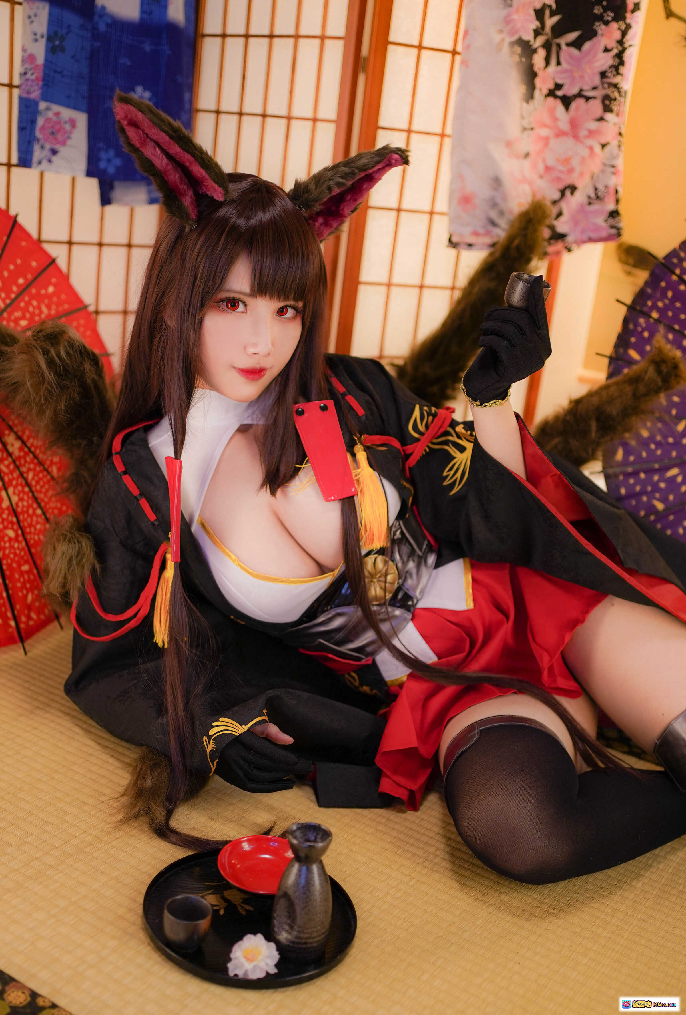 图片[9] - KaYa萱 NO.016 碧蓝航线赤城cosplay写真  fox ears 黑红和风装 日式榻榻米场景 20P高清图集 - 就要吻