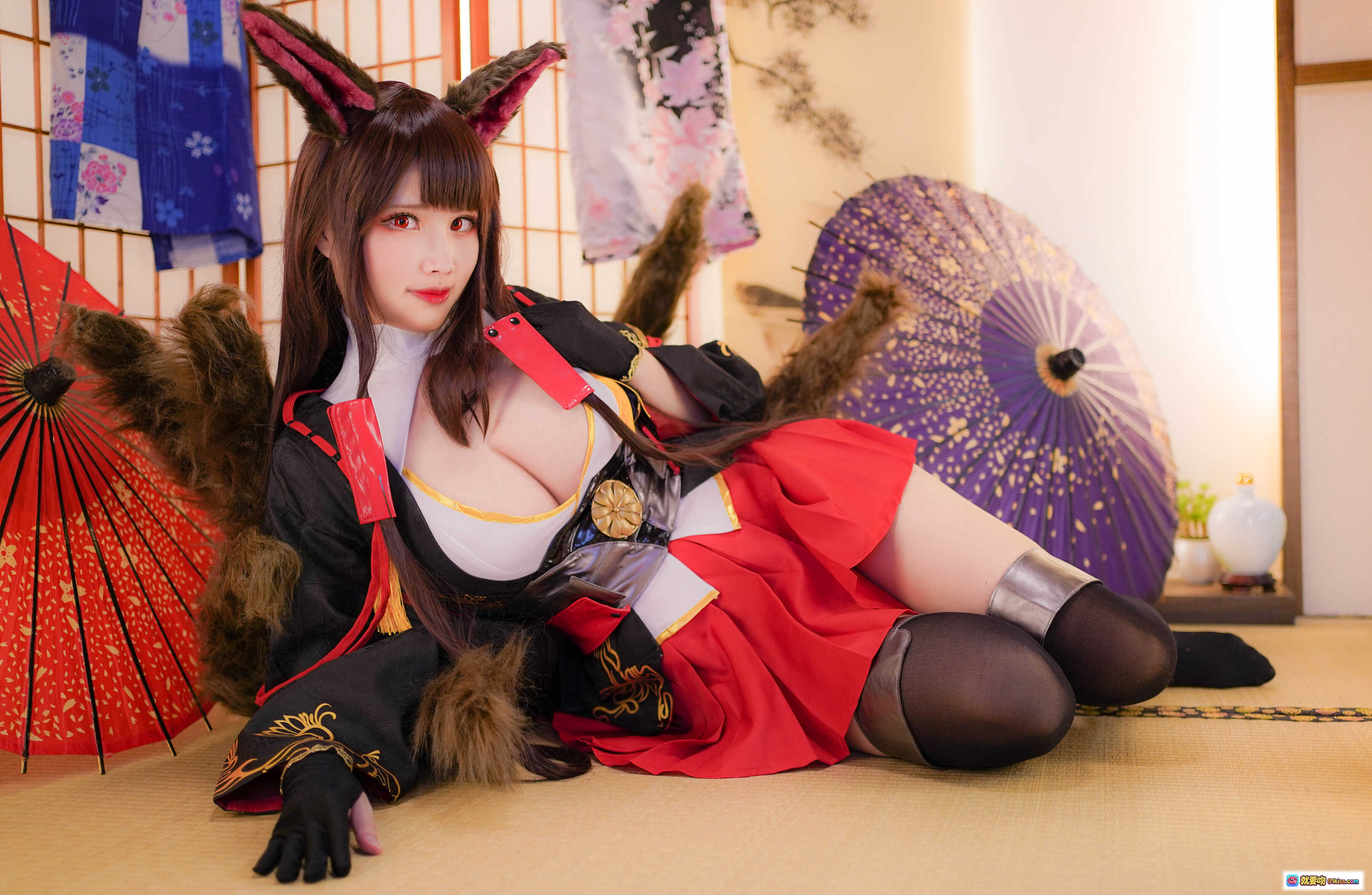 图片[4] - KaYa萱 NO.016 碧蓝航线赤城cosplay写真  fox ears 黑红和风装 日式榻榻米场景 20P高清图集 - 就要吻