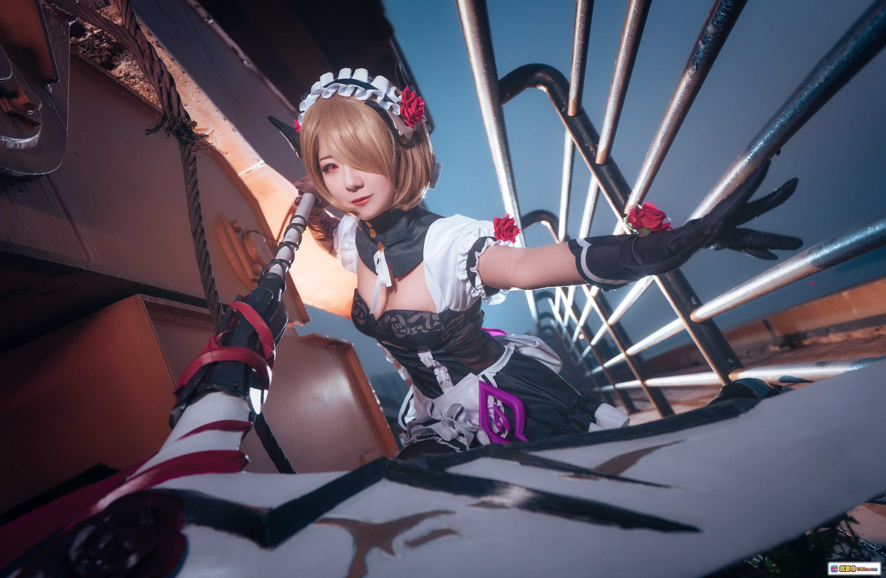 图片[10] - 弥音音NO.013丽塔黯蔷薇2 Cosplay写真 | 精致女仆装+红玫瑰发饰+工业风场景 | 高清15P美图 - 就要吻