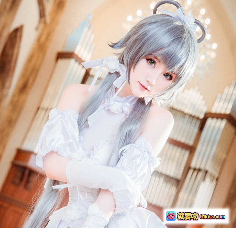图片[7] - 洛天依花嫁cosplay写真｜yui金鱼NO.008｜白色婚纱裙+银发少女+教堂场景+花束点缀+精致洛丽塔风 - 就要吻