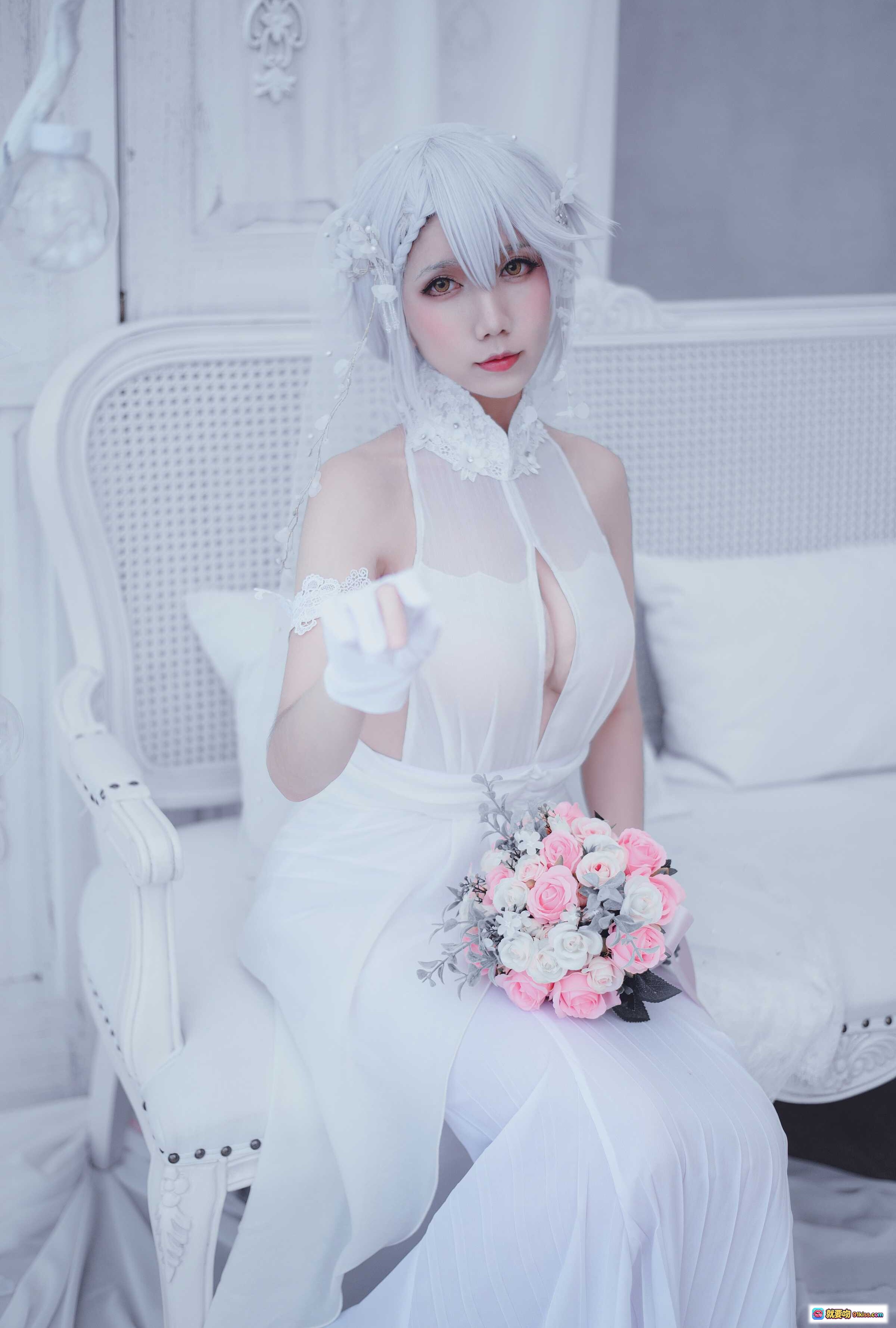 图片[2] - 迷失人形NO.001猎豹M1新娘写真｜白色蕾丝婚纱+透明薄纱+粉色花束+长手套+梦幻窗景人像摄影 - 就要吻